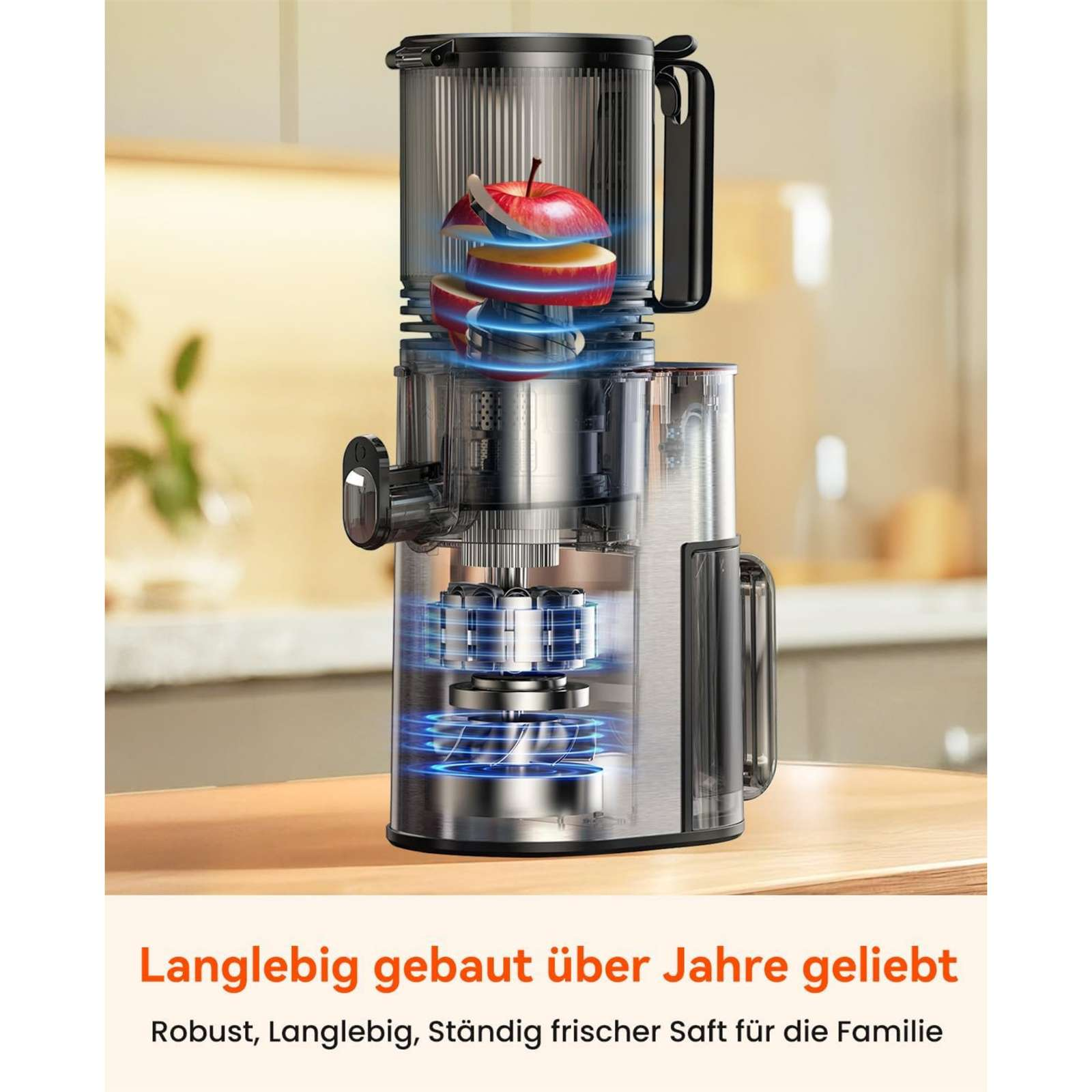 Entsafter mit geschnittenem Apfel, Mechanismus sichtbar. Text: Langlebig, geliebt. Robuster, frischer Saft für die Familie.