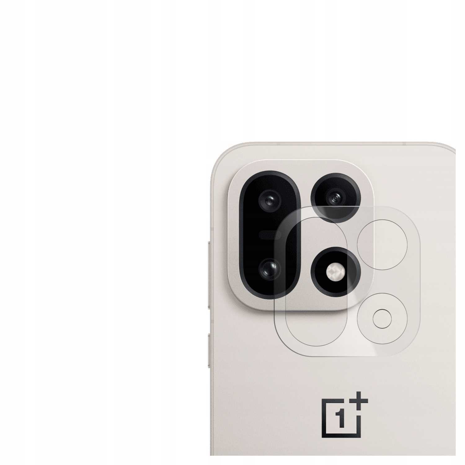 Tył smartfona z obiektywami aparatu i ochroną ekranu. Logo OnePlus widoczne na dole.
