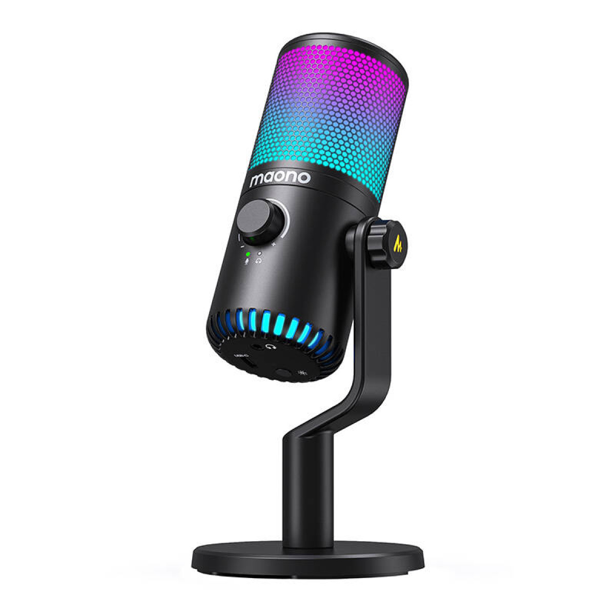 Een zwarte Maono-microfoon met een kleurrijk RGB-licht. Hij staat op een standaard, geïsoleerd op een witte achtergrond. Hij heeft een volumeknop.