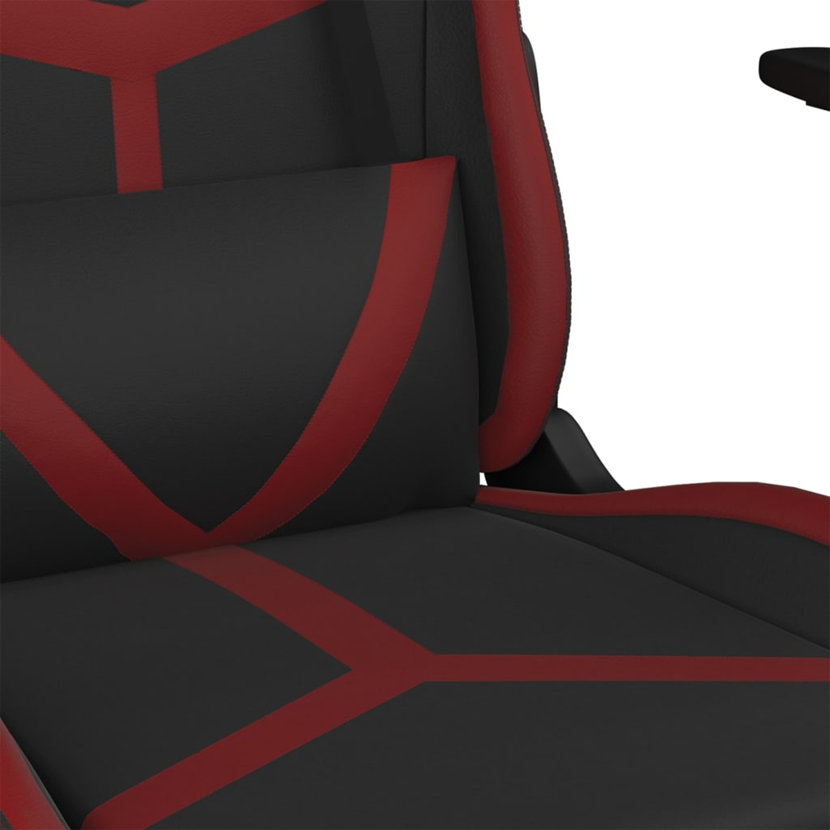 Nahaufnahme eines Gaming-Stuhls. Schwarz mit roten Akzenten. Rote Linien auf Rücken und Sitz. Armlehne oben rechts sichtbar.