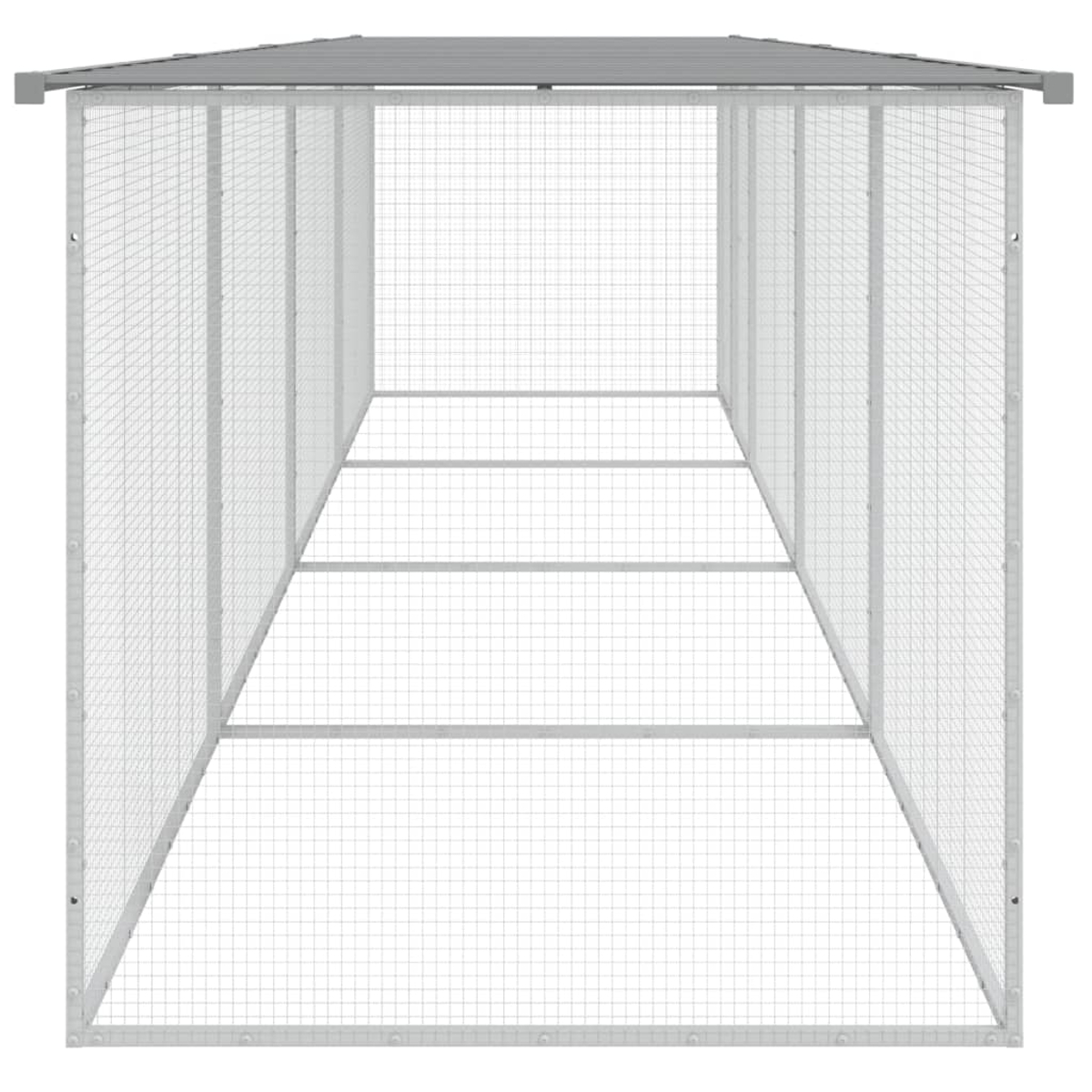 Eine graue Metallvolierenstruktur. Sie hat ein schräges Dach, Drahtgitterseiten und horizontale Träger. Der Hintergrund ist weiß.