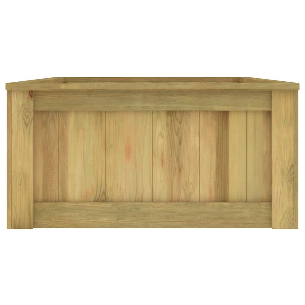 Eine rechteckige Holzpflanzkiste. Das Holz ist hellbraun mit vertikalen Brettern. Der Hintergrund ist weiß.