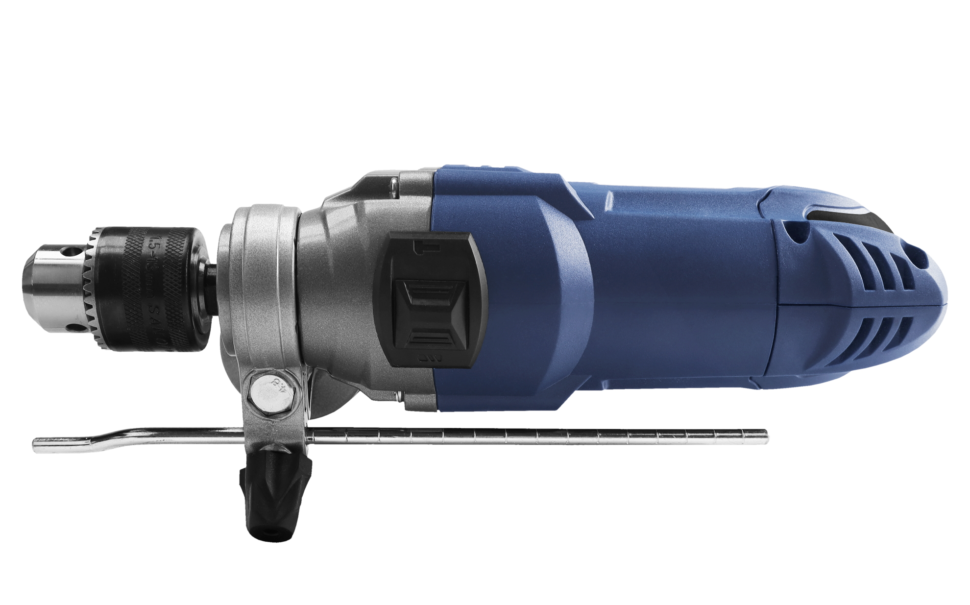 Niebiesko-srebrna wiertarka na białym tle. Ma czarny uchwyt wiertarski i uchwyt z czarnym przyciskiem.