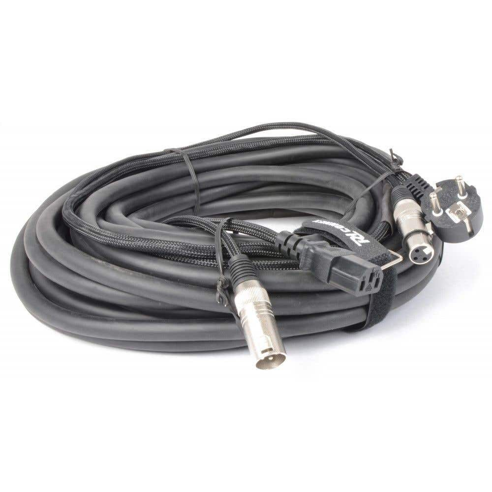 Un cable de alimentación negro enrollado con varios conectores, incluyendo un enchufe, XLR e IEC. El fondo es blanco.