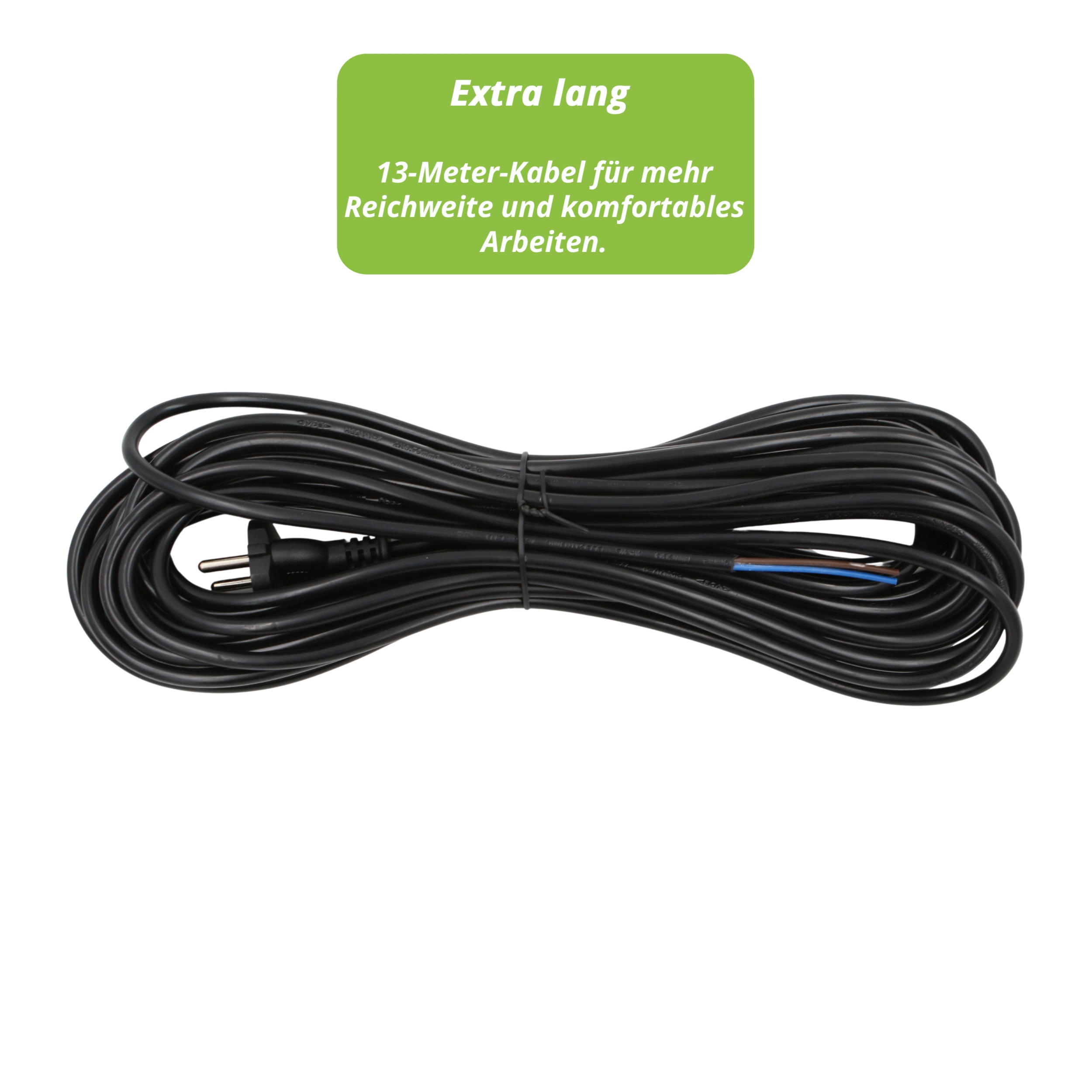 Geringeltes schwarzes Verlängerungskabel mit Stecker. Oben ein grünes Rechteck mit deutschem Text.