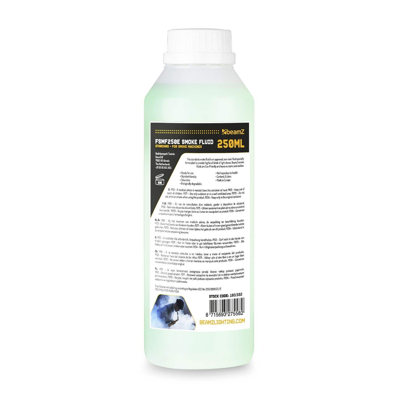 Botella de líquido verde con tapa blanca. Texto: líquido de humo, 250 ml.