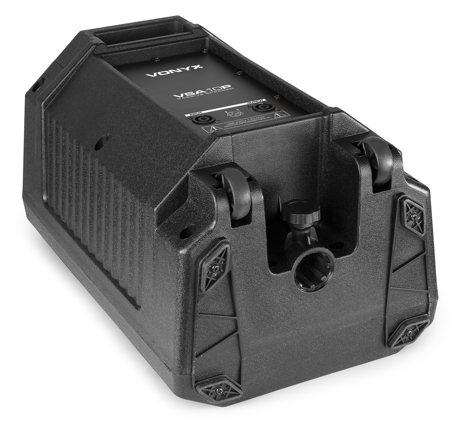 Un altavoz pasivo Vonyx VSA10B negro. Tiene ruedas, puertos de entrada y salida y un asa. El altavoz se encuentra sobre una superficie blanca.