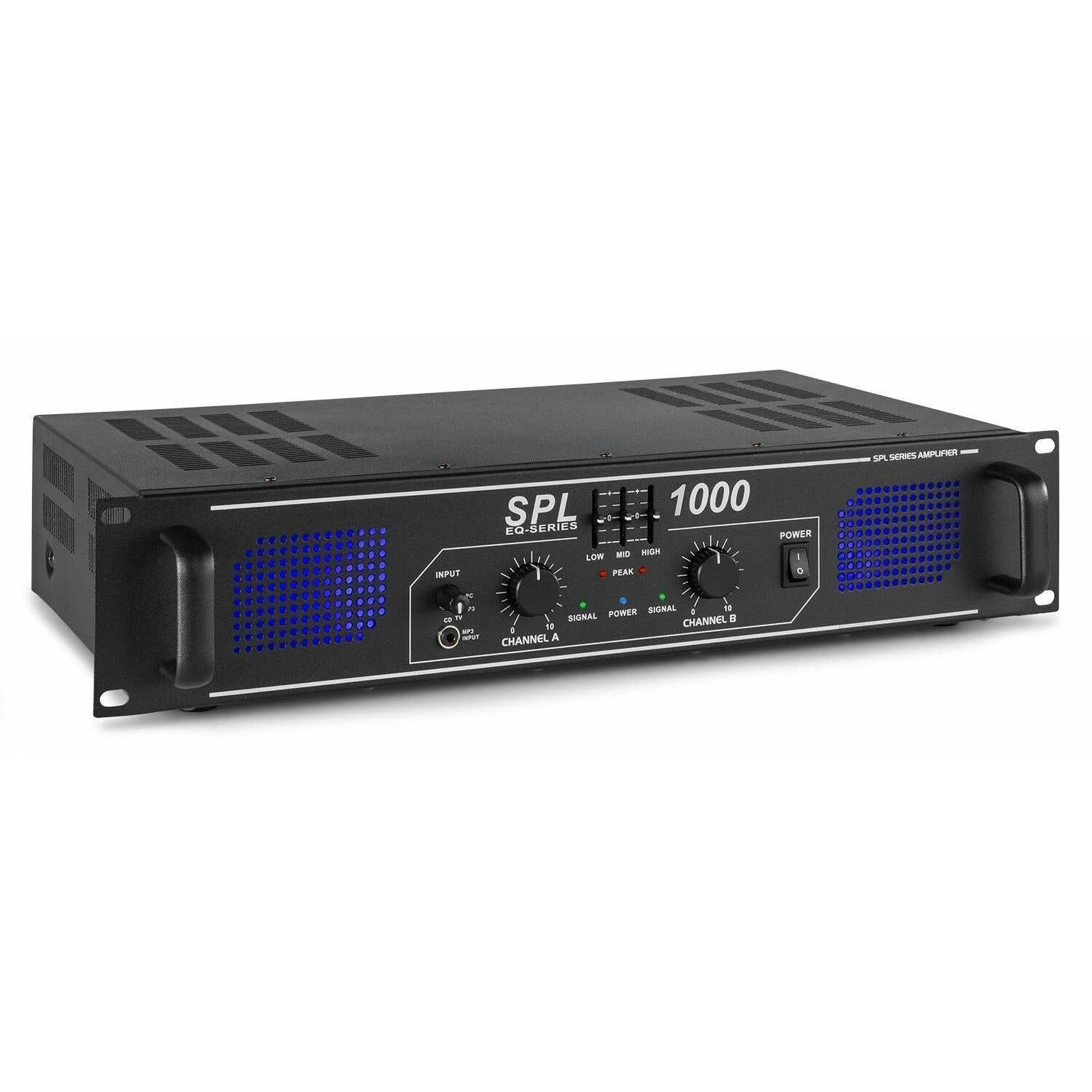 Amplificador negro SPL EQ-Series 1000. Se ven perillas, botones y luces LED azules. Tiene canales de entrada y salida.