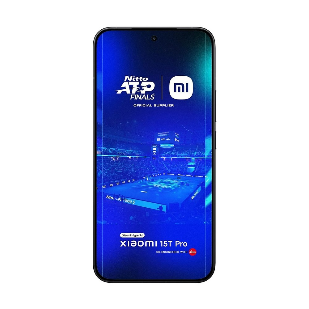 Uno smartphone mostra uno schermo blu con l'immagine di un campo da tennis. Loghi Nitto ATP Finals, Xiaomi e Leica visibili.