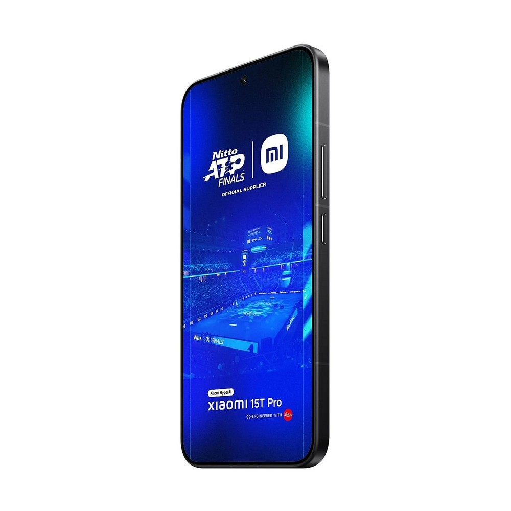 Uno smartphone mostra un'immagine di un campo da tennis con il logo Nitto ATP Finals e il marchio Xiaomi 13T Pro.