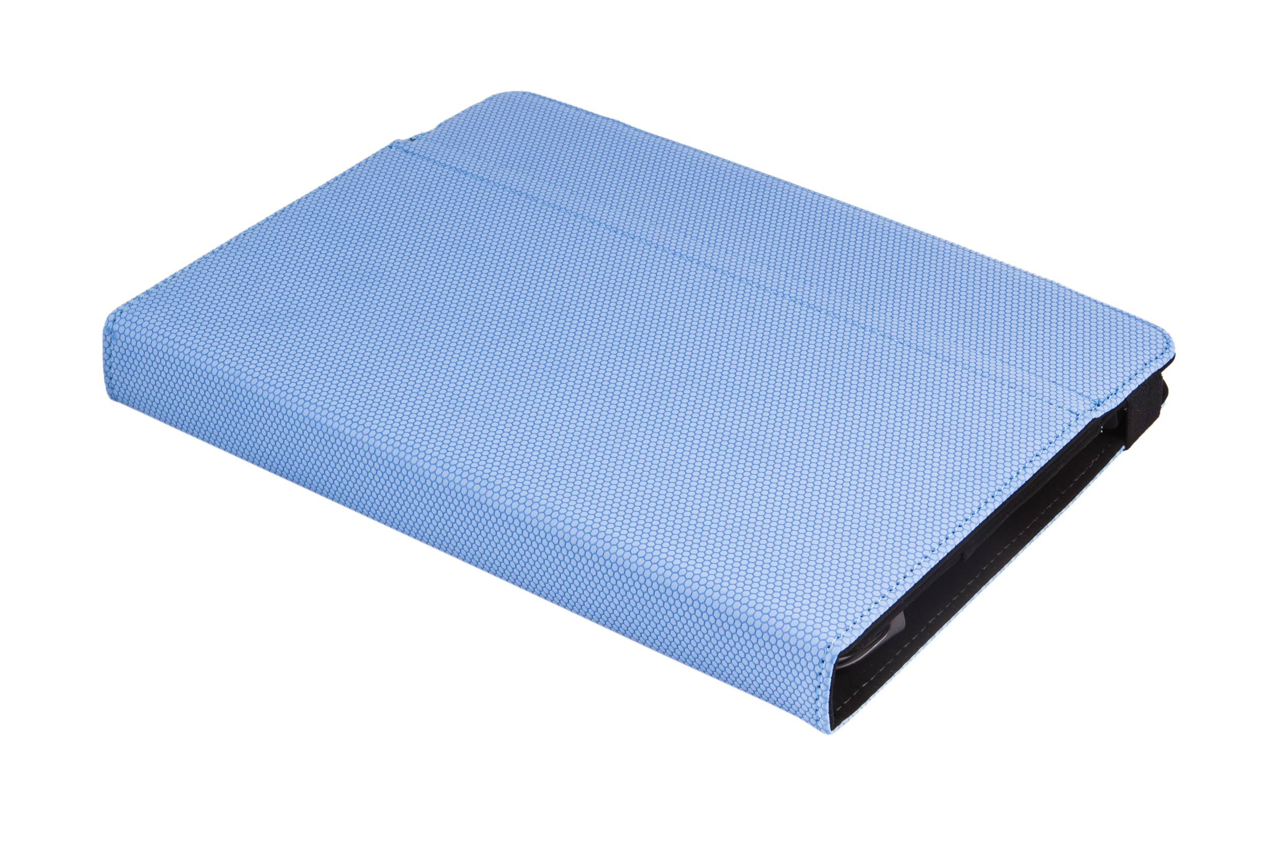 Una funda de tableta azul claro con textura de panal se ve sobre un fondo blanco.