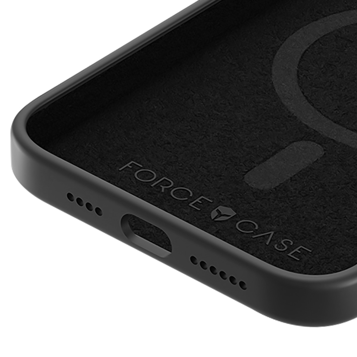 Close-up van een zwarte telefoonhoes met de merknaam 'FORCE CASE' zichtbaar. Toont de randen, luidsprekergaten en een cirkelvormig ontwerp.