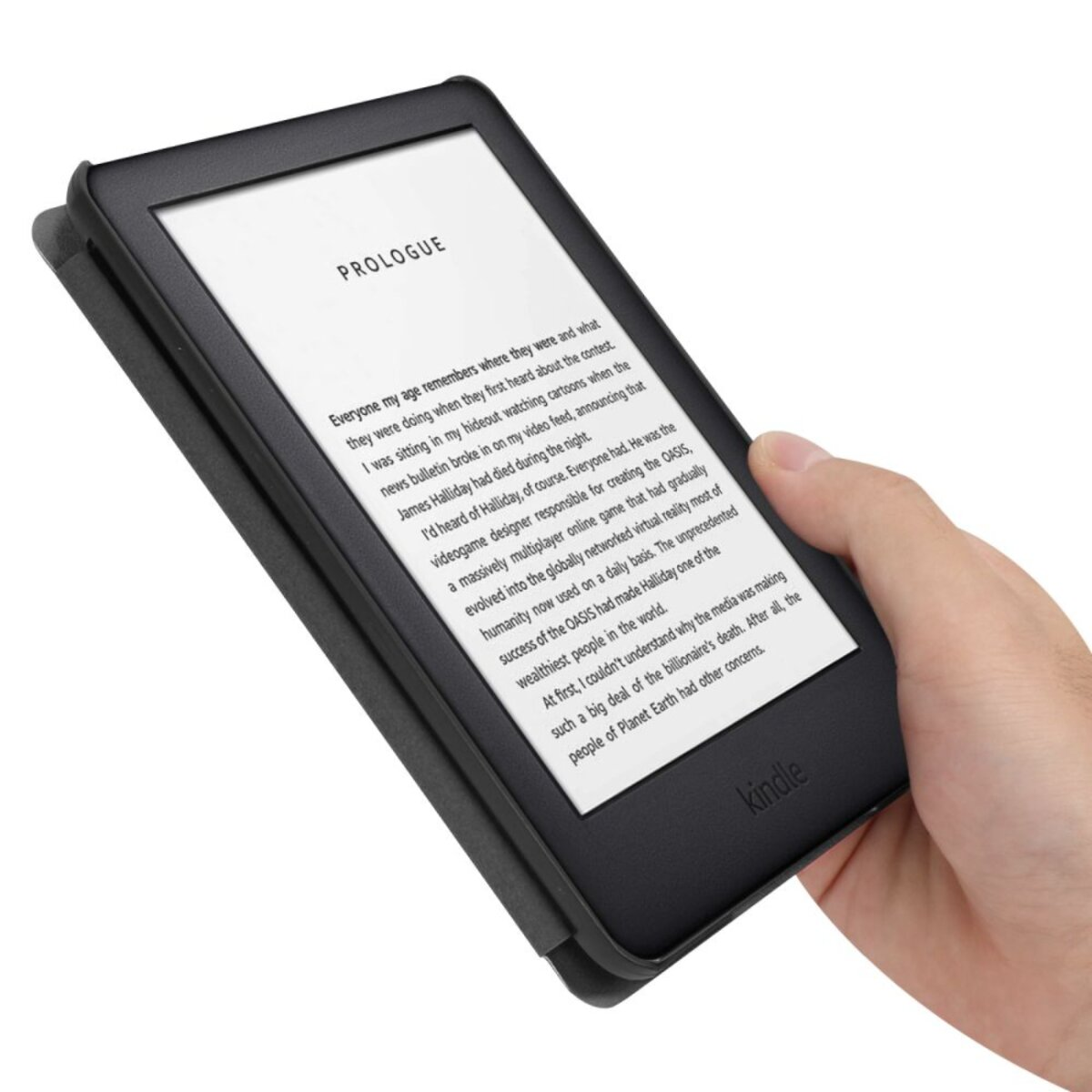 Eine Hand hält einen Kindle-E-Reader. Der Bildschirm zeigt Text aus dem Buch 'Prologue'. Das Gerät ist schwarz mit schwarzer Hülle.
