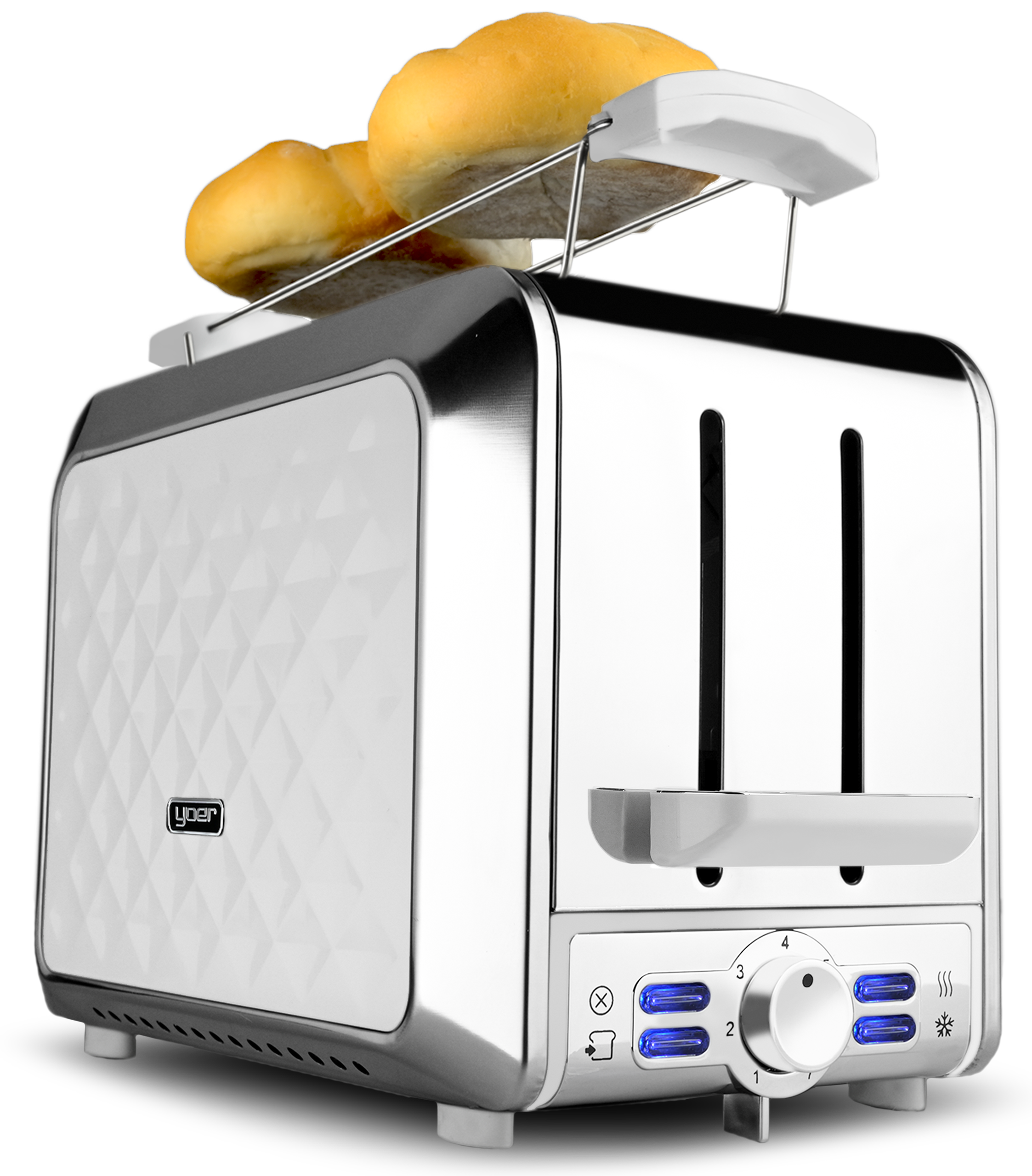 Chromowany toster z dwoma otworami, dwa bułki na górze, białe tło.