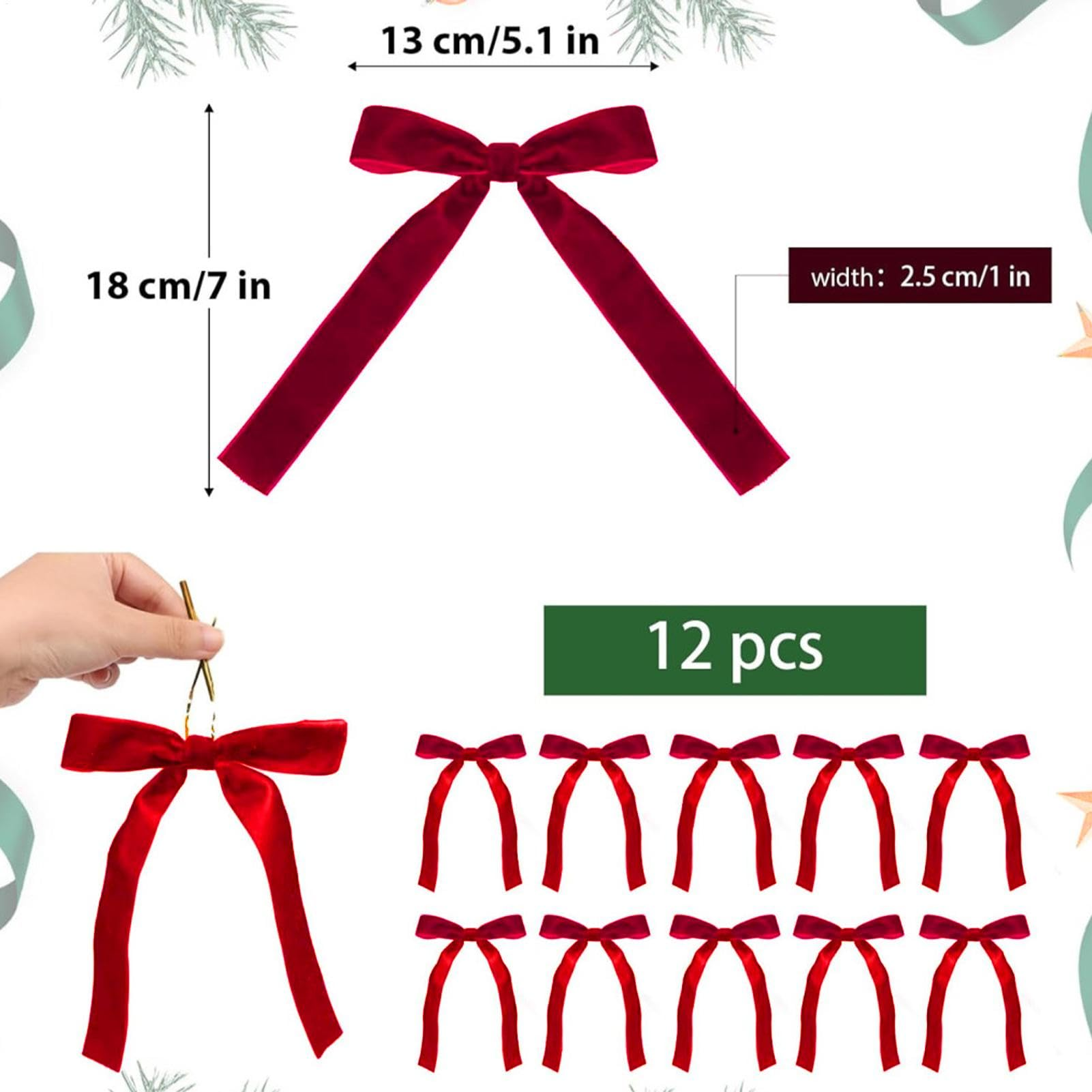 Das Bild zeigt rote Schleifen, Abmessungen und Menge. Eine Schleife wird von Hand gehalten, zwölf Schleifen werden angezeigt und eine große Schleife mit Maßen.