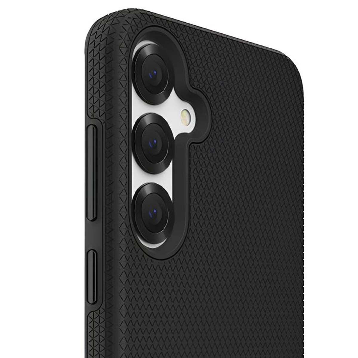 Primo piano di una custodia nera per telefono con superficie strutturata. Sono visibili tre lenti della fotocamera. La custodia ha un design protettivo.