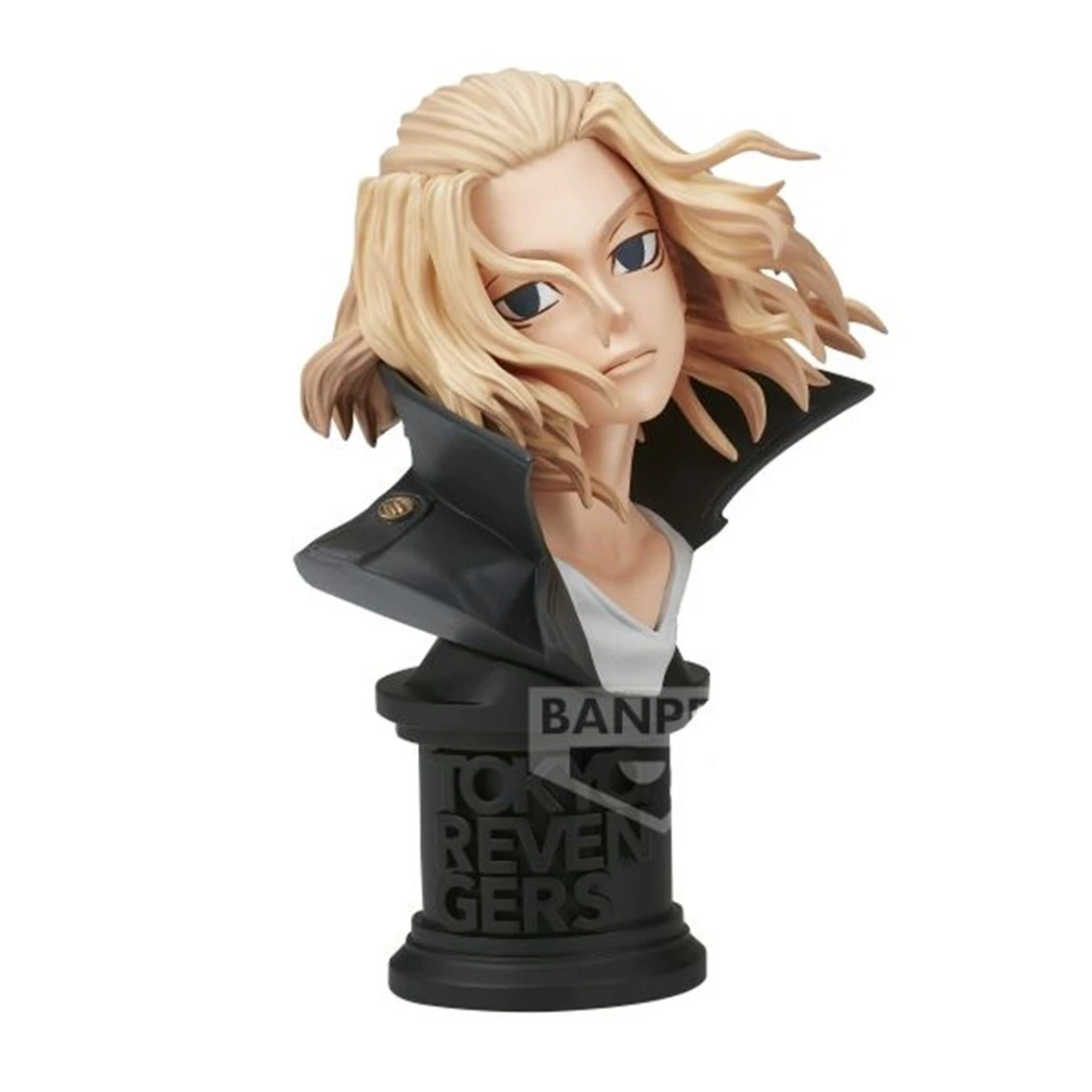 Eine Büste einer Figur mit blonden Haaren und einer schwarzen Jacke. Der Sockel trägt die Aufschrift 'Tokyo Revengers'.
