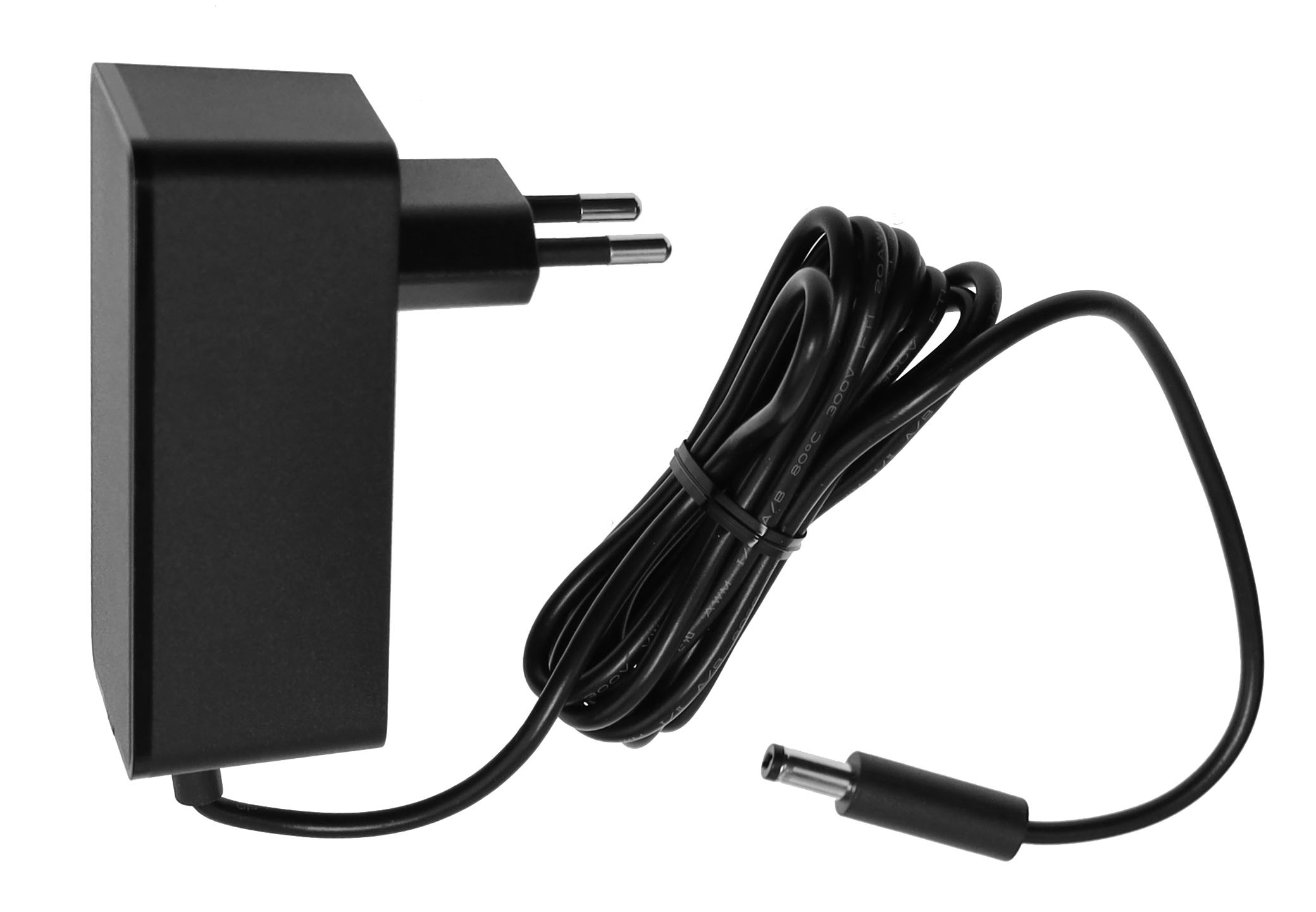 Ein schwarzes Netzteil mit Stecker und ein schwarzes Kabel mit DC-Anschluss. Das Kabel ist aufgerollt.