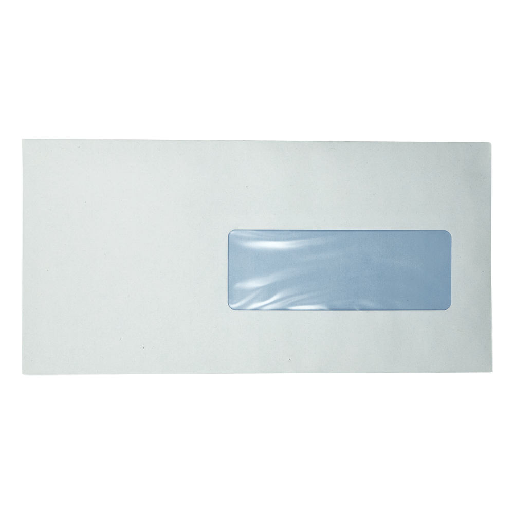 Een witte envelop met een rechthoekig venster bedekt met transparante plastic. Het venster is gecentreerd en toont een lichtblauwe kleur.