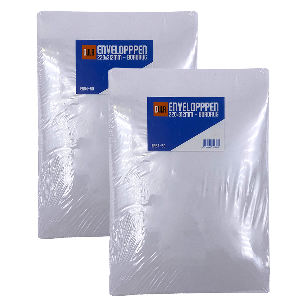 Twee pakken witte enveloppen met blauwe labels. De labels luiden 'Dula ENVELOPPPEN 220x312mm - BORDRUG'.
