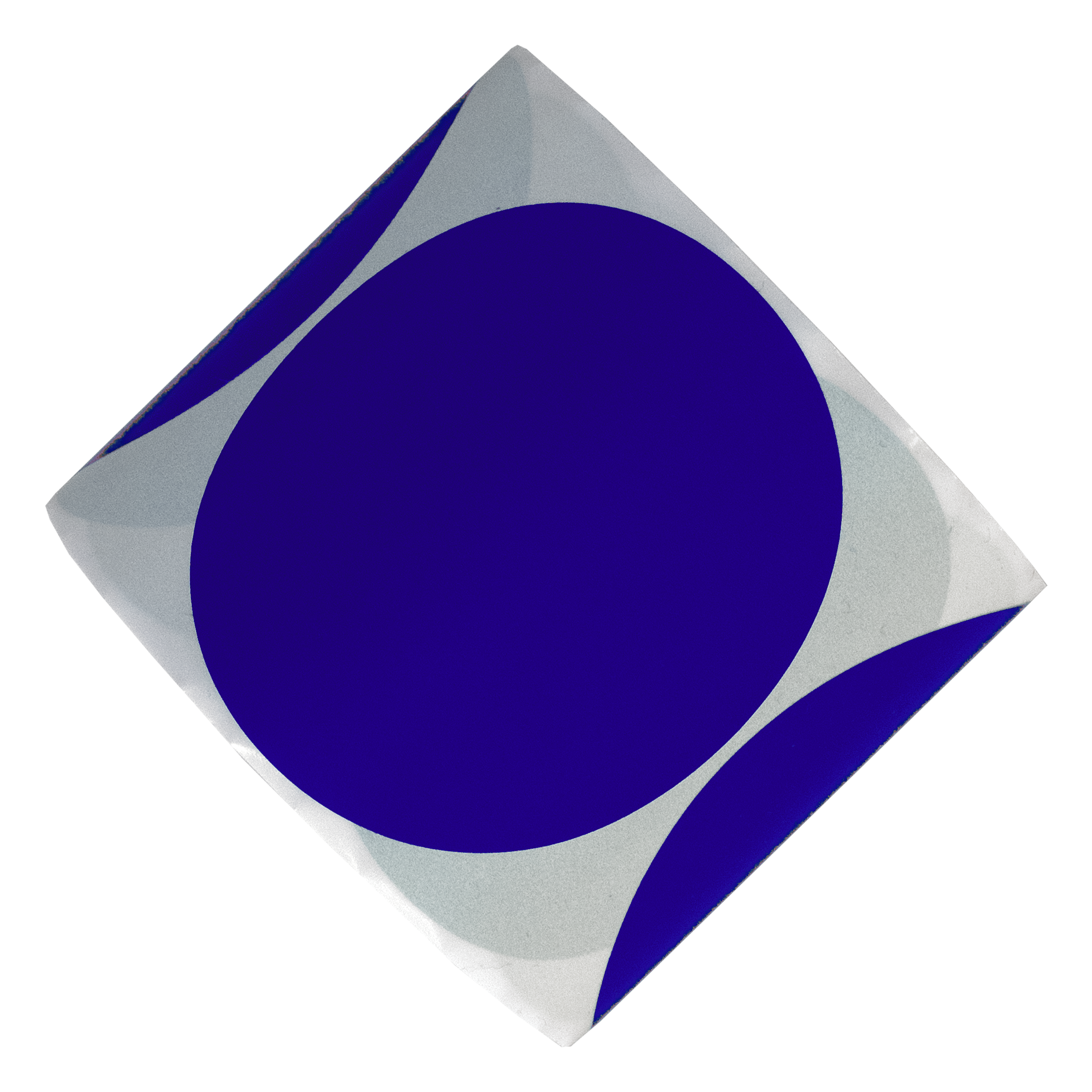 Een vierkante tegel met een grote blauwe cirkel en gebogen blauwe randen op een grijze achtergrond, geïsoleerd op wit.