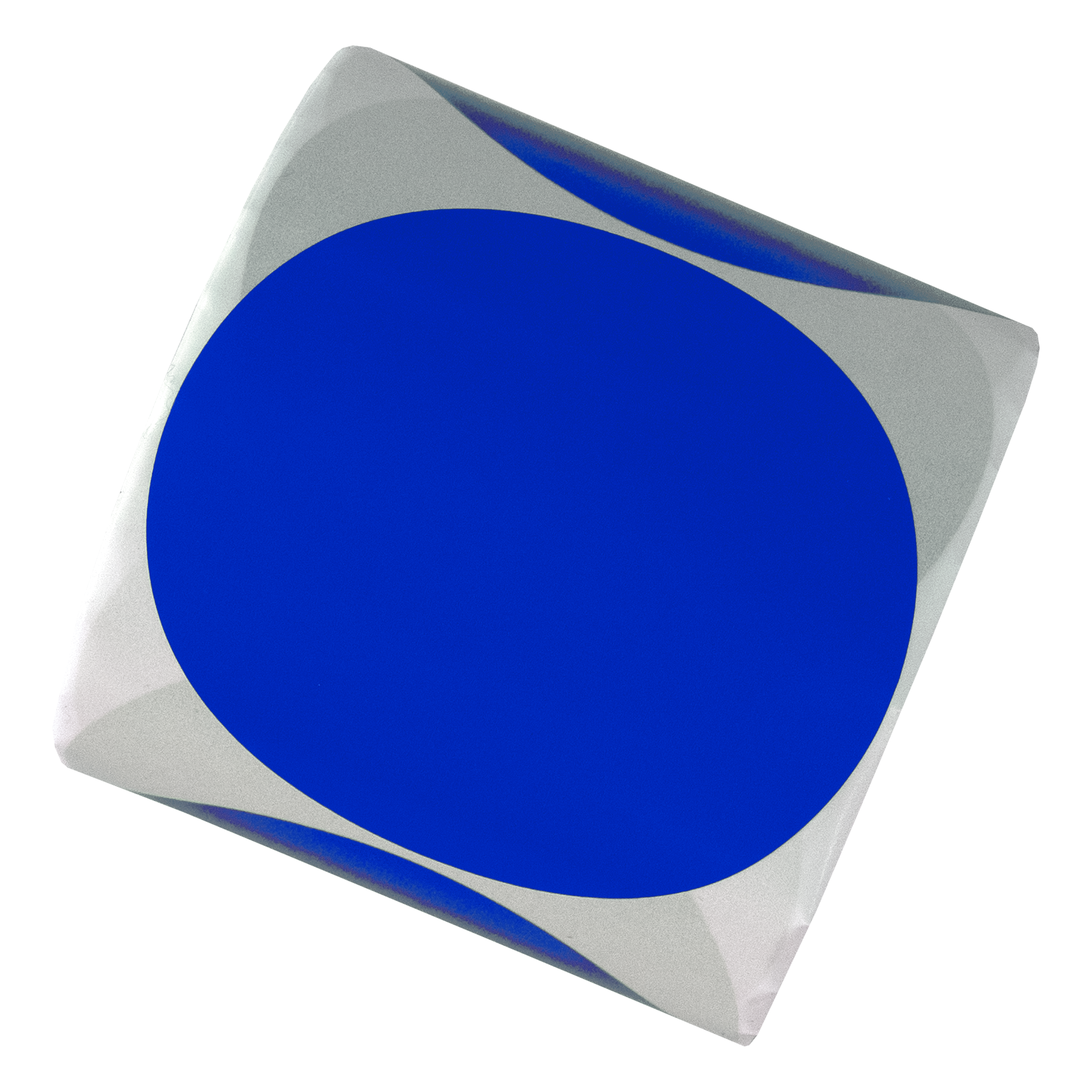 Een vierkant pakket met een zilveren frame en een grote blauwe ovaal in het midden. Witte achtergrond.