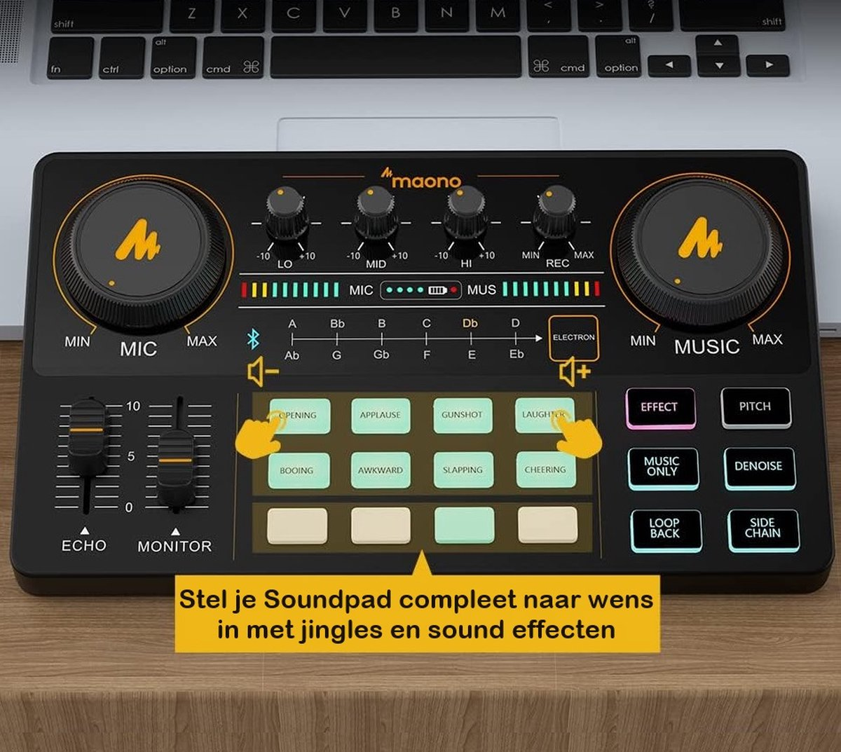 Zwarte soundmixer met knoppen, toetsen en schuifregelaars. Beschikt over microfoon-, muziekbediening en geluidseffecten.