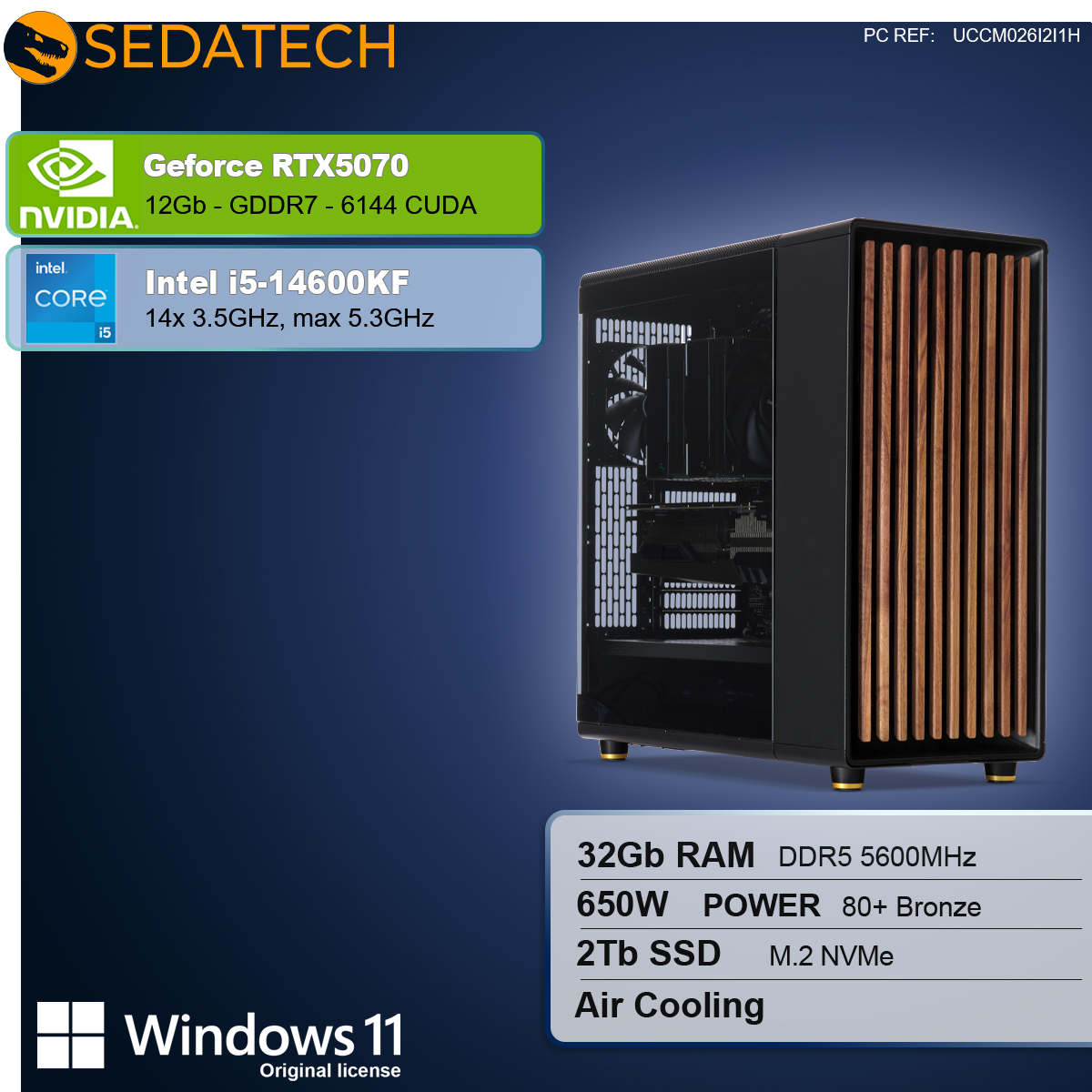 Obudowa komputera z drewnianymi akcentami. Specyfikacje obejmują RTX 5070, Intel i5, 32 GB RAM, 2 TB SSD i Windows 11.