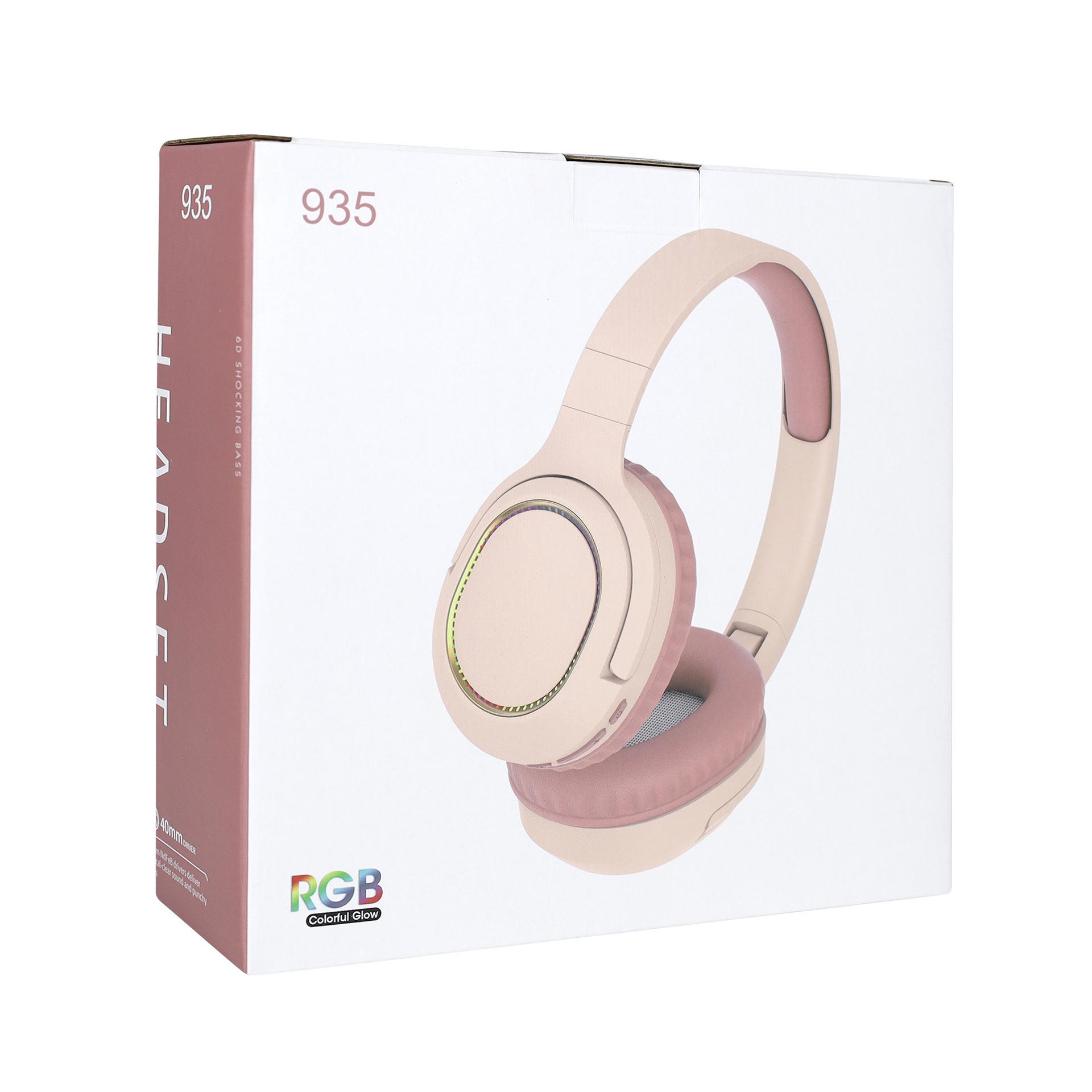 Eine Schachtel mit rosa Kopfhörern. Die Schachtel hat die Nummer 935 und den Text HEADSET. Die Kopfhörer haben RGB-Lichter.