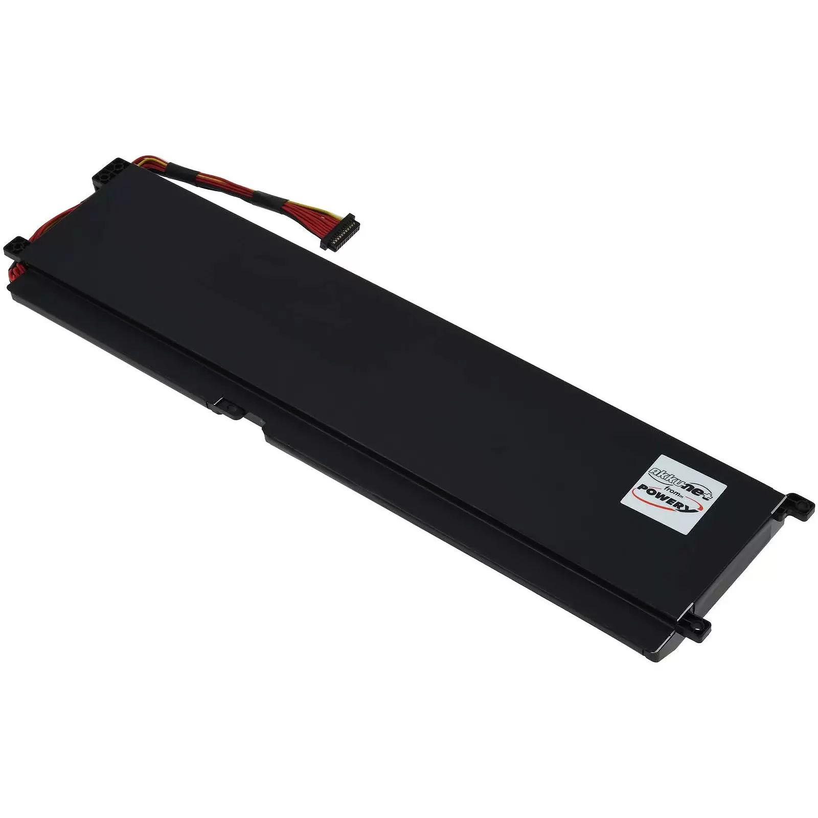 Ein schwarzer Laptop-Akku mit Stecker und Aufkleber. Er ist auf weißem Hintergrund abgewinkelt.
