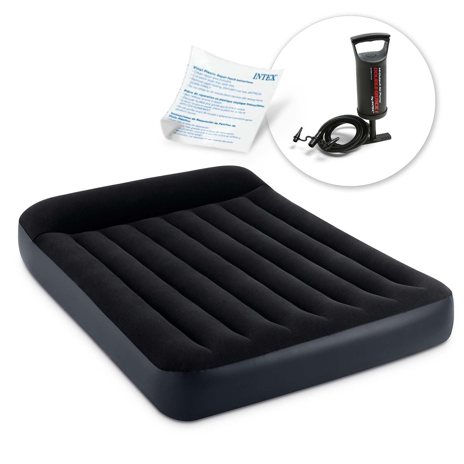 Colchón inflable negro con bomba de aire y kit de reparación sobre fondo blanco. El colchón es rectangular.