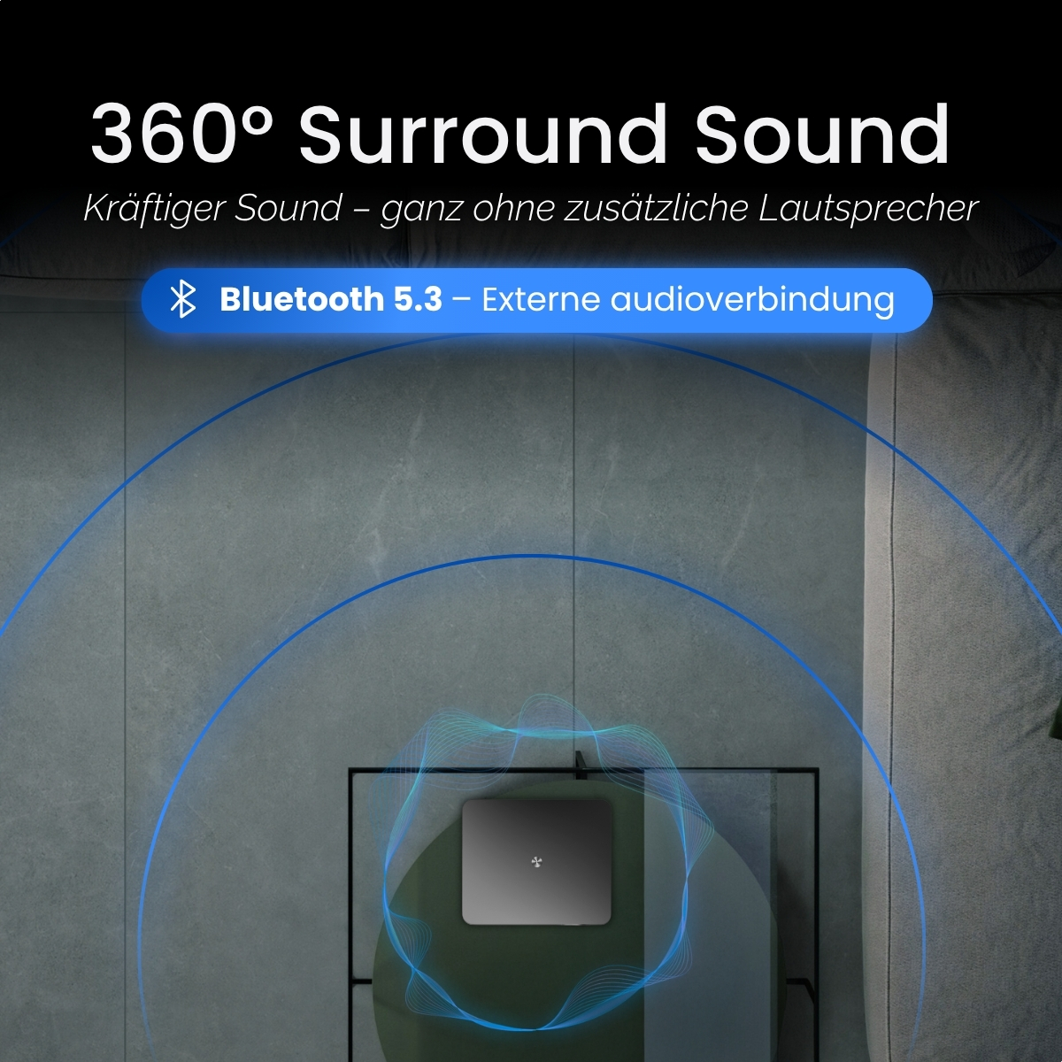 La imagen muestra una computadora portátil sobre una mesa con gráficos de ondas de sonido azules. El texto describe sonido envolvente 360° y Bluetooth 5.3.