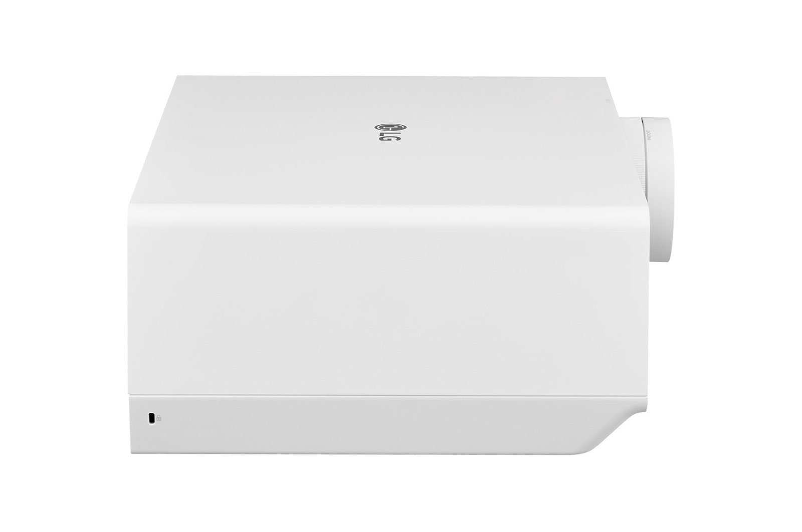 Biały projektor LG, widok z boku. Ma obiektyw, pokrętło ostrości i logo. Urządzenie jest na białym tle.