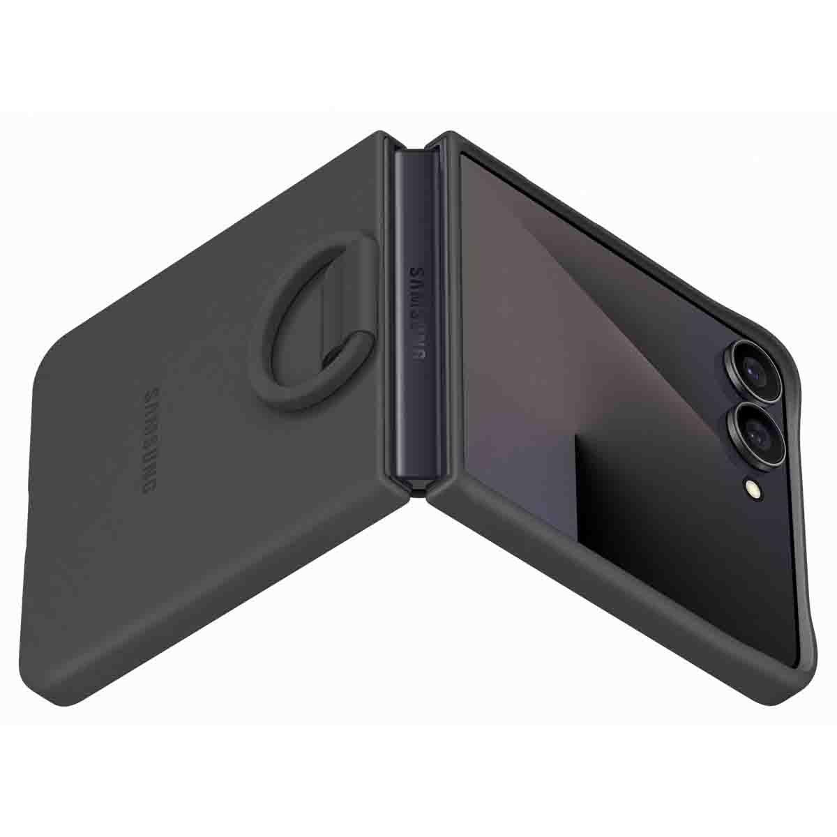 Un telefono pieghevole Samsung grigio scuro, parzialmente aperto, che mostra lo schermo e la fotocamera. La custodia ha un'impugnatura ad anello.