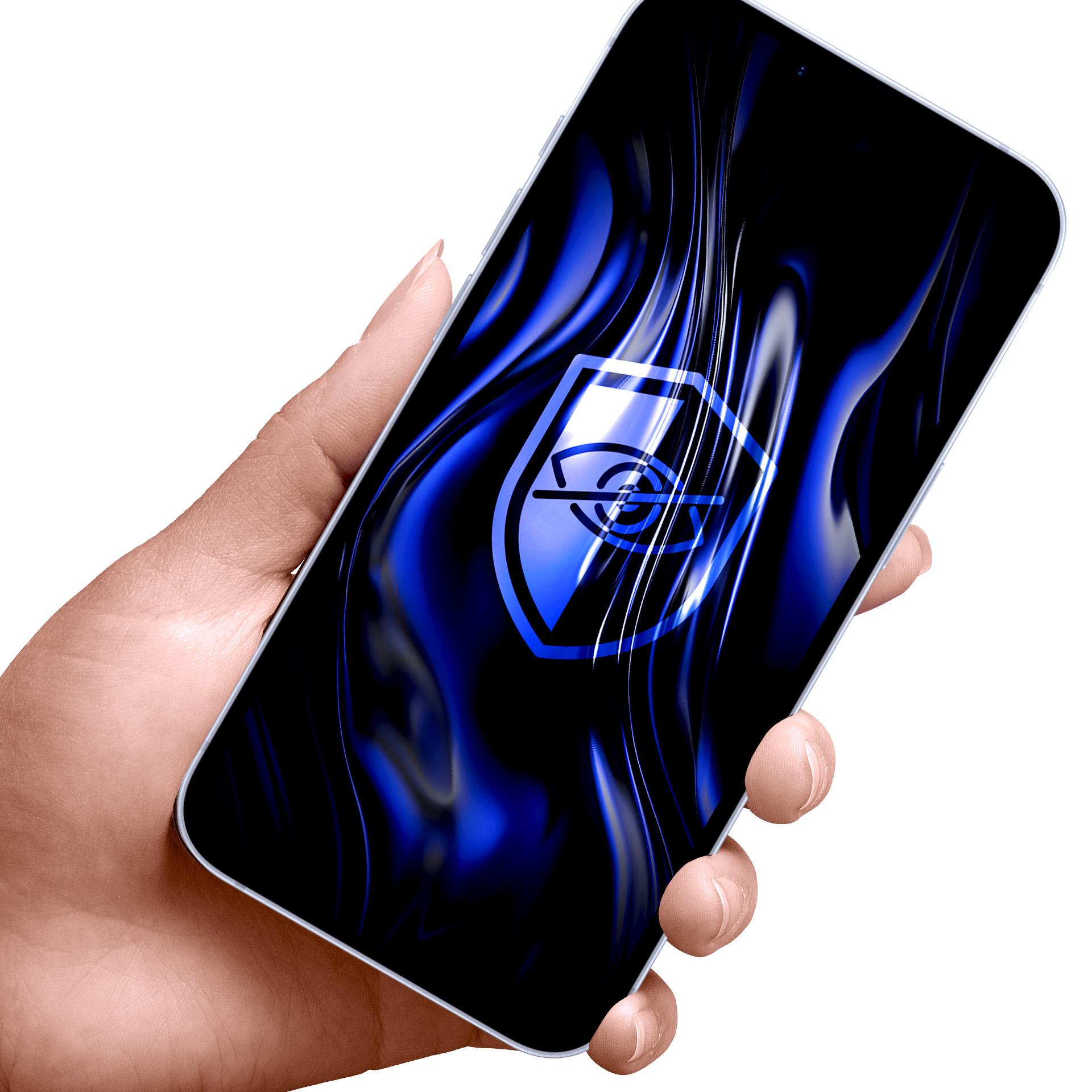 Dłoń trzyma smartfon. Ekran wyświetla niebieską tarczę z okiem na ciemnym, płynnym tle.