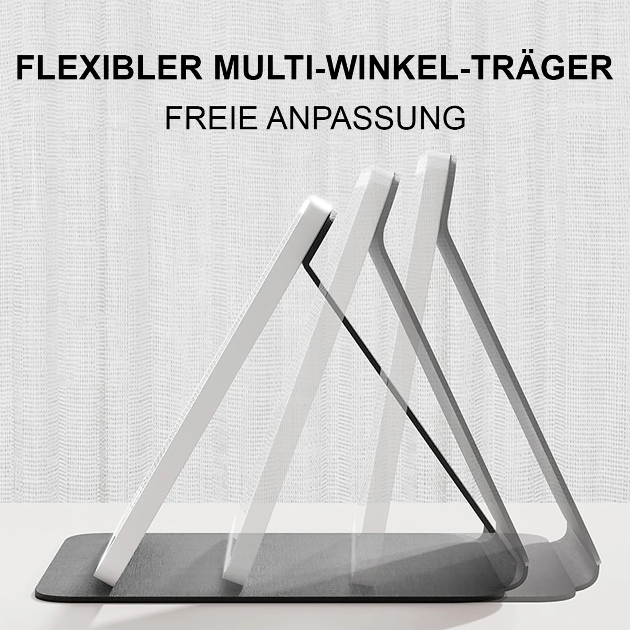 Ein weißer, verstellbarer Ständer auf einer dunklen Matte. Der Hintergrund ist ein weißer Vorhang. Text oben.