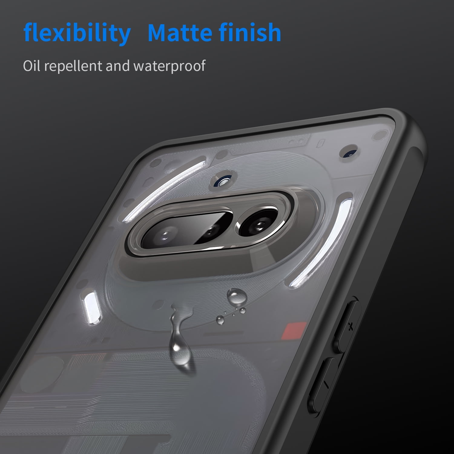 Eine transparente Handyhülle mit schwarzem Rahmen. Wassertropfen auf der Hülle. Text oben: 'Flexibilität' und 'mattes Finish'.