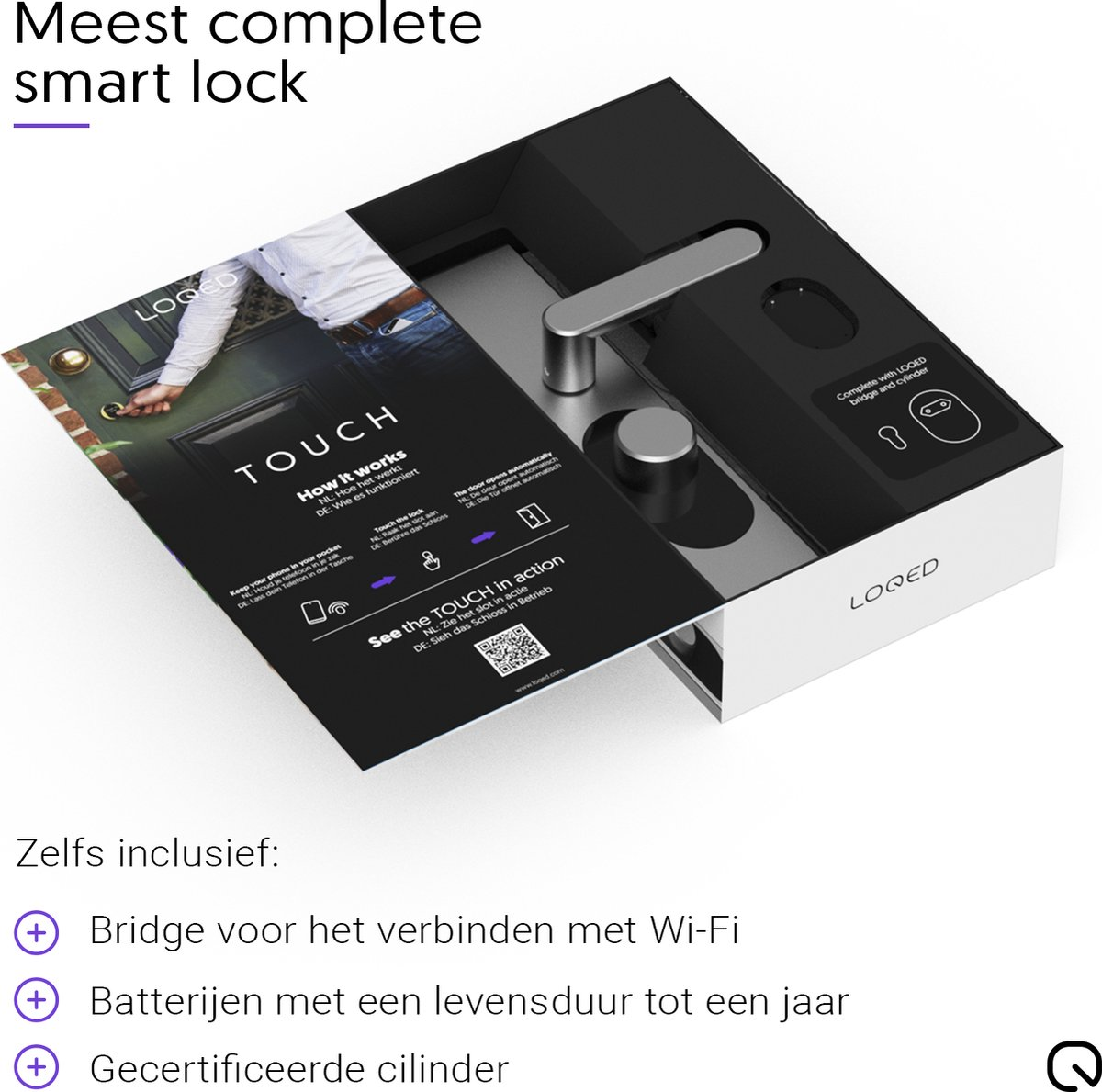 Een slim slot wordt getoond met een brochure die laat zien hoe het werkt. Tekst vermeldt Wi-Fi bridge, batterijen en een gecertificeerde cilinder.