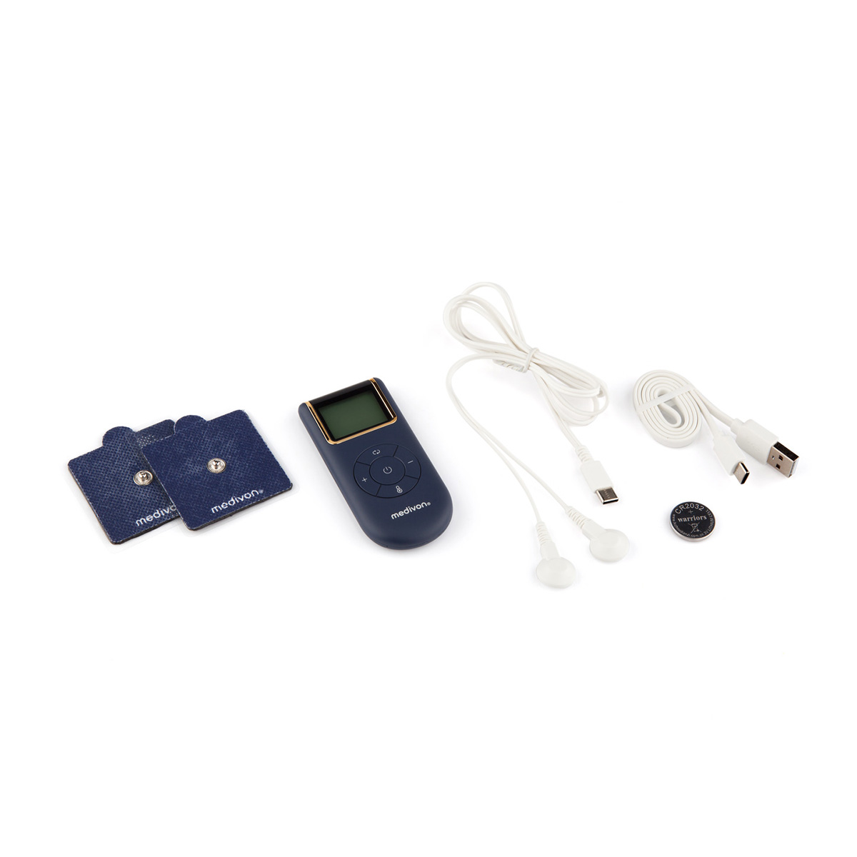 Un dispositivo médico azul con almohadillas, una pantalla y una batería, junto con cables blancos y auriculares, sobre un fondo blanco.