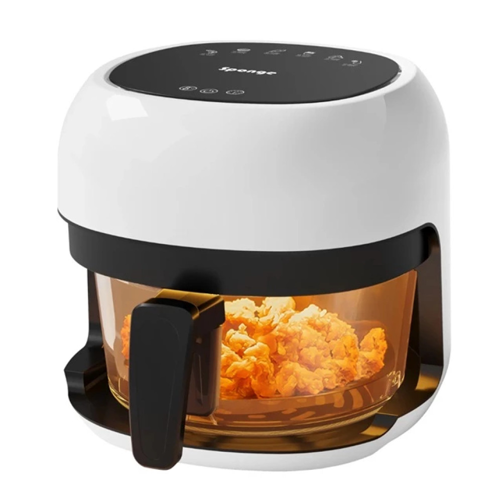 Friggitrice ad aria bianca e nera con cibo all'interno. La friggitrice ha una maniglia nera e un pannello di controllo con pulsanti.