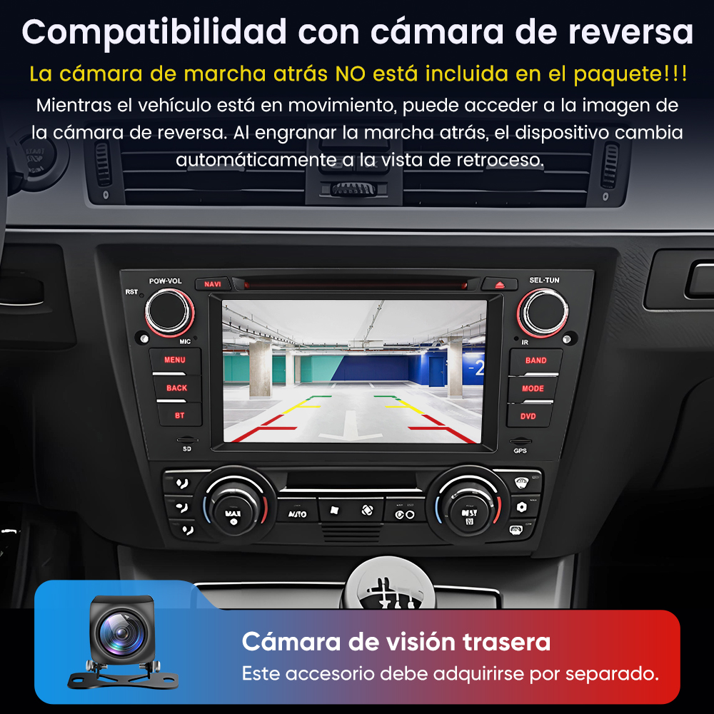El salpicadero del coche muestra la vista de la cámara de marcha atrás. Se muestra una pequeña cámara debajo. El texto indica la compatibilidad.