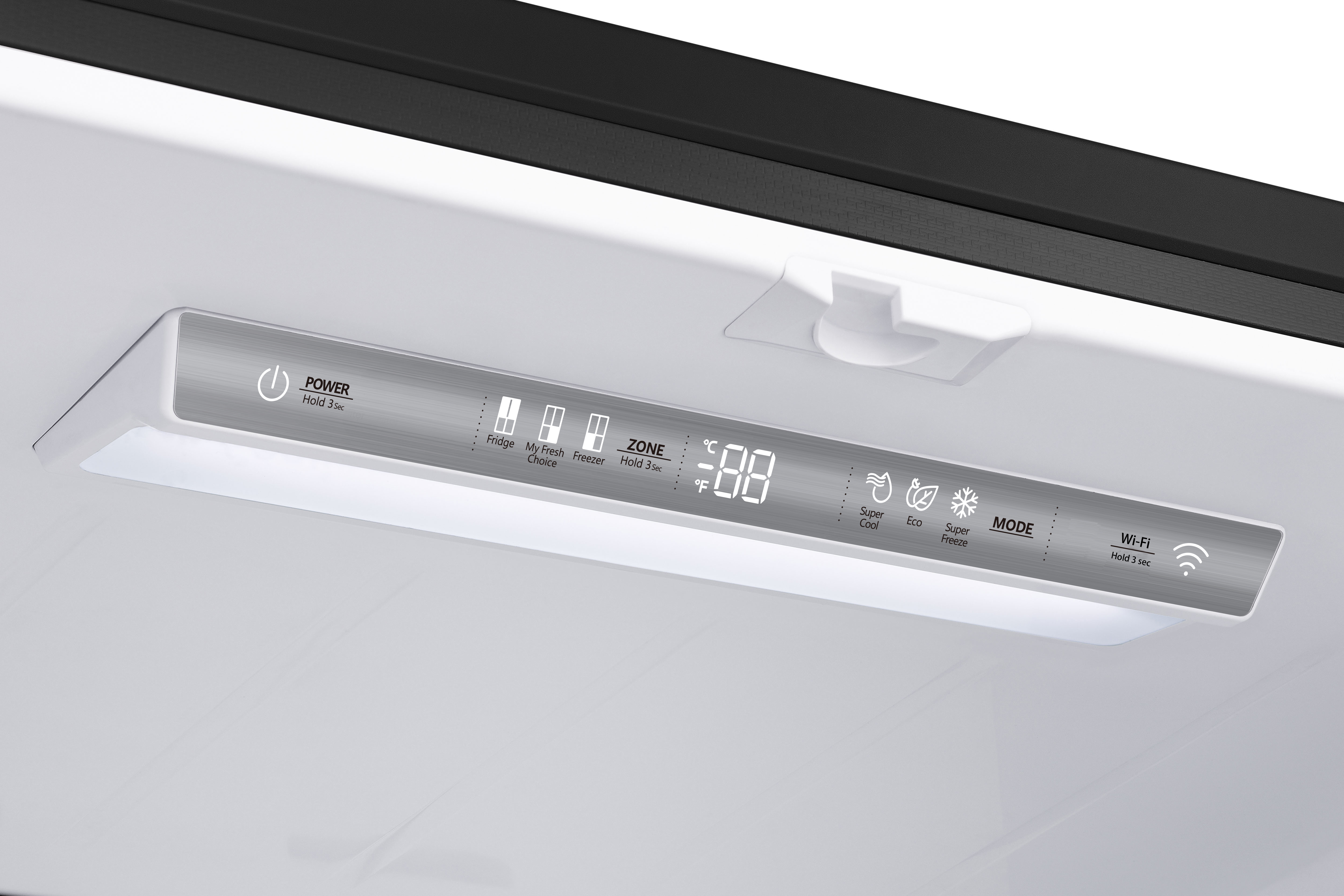 Pannello di controllo del frigorifero. Include alimentazione, display della temperatura e impostazioni per frigo, congelatore e Wi-Fi.