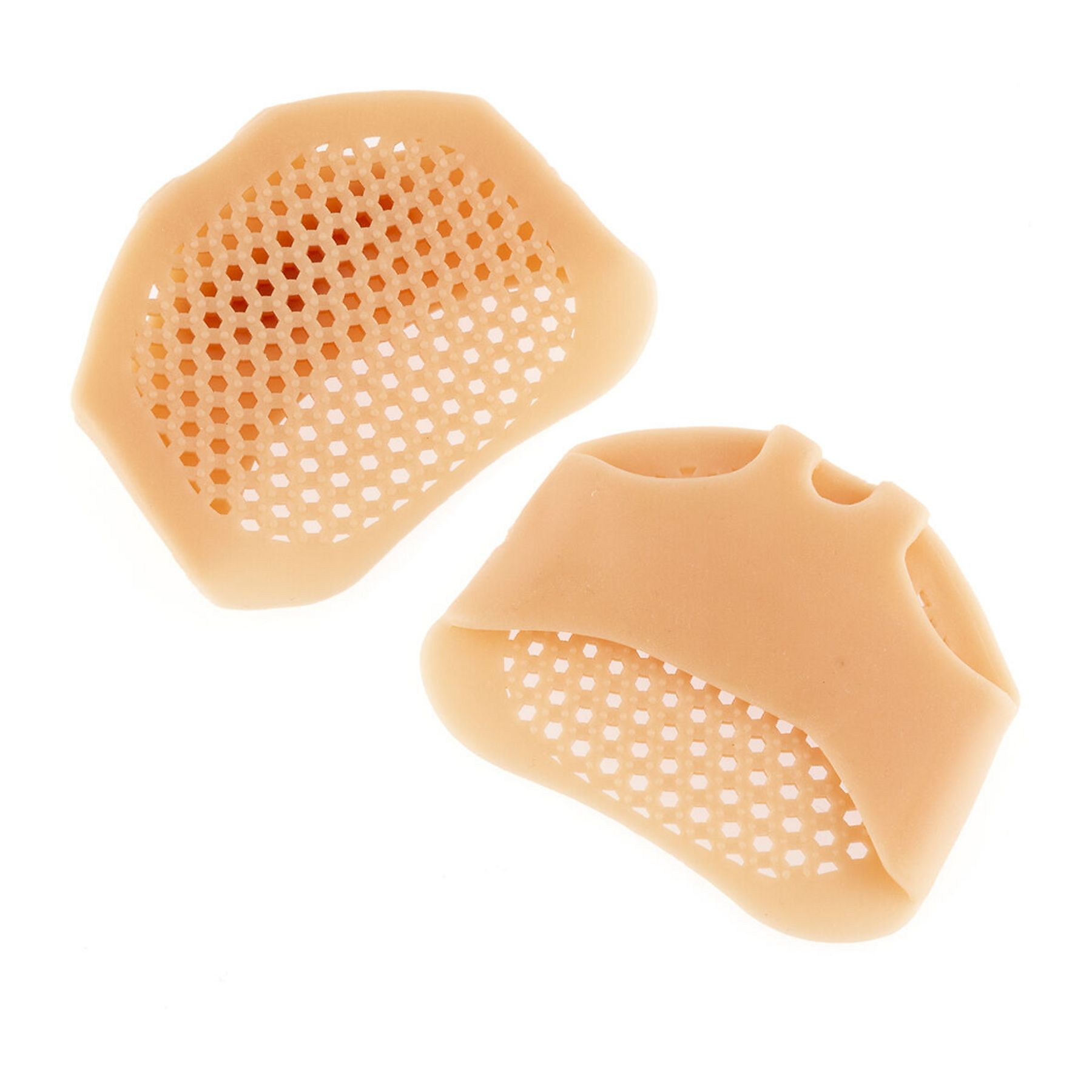 Zwei beige Gel-Fußpolster mit Waben- und Punktmustern. Sie befinden sich auf weißem Hintergrund.
