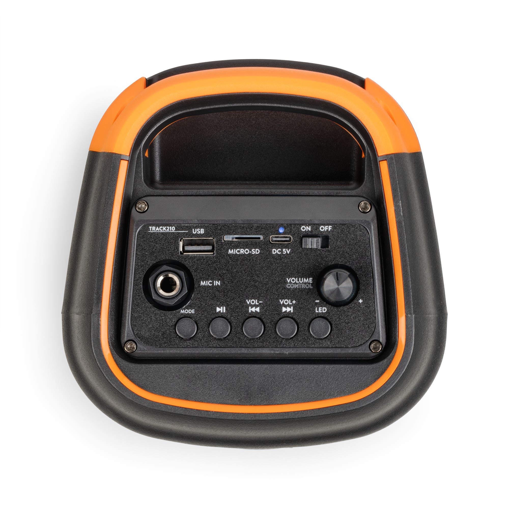 Altavoz portátil negro y naranja. Tiene asa, botones y puertos USB, Micro SD y entrada de micrófono. Controles de volumen.