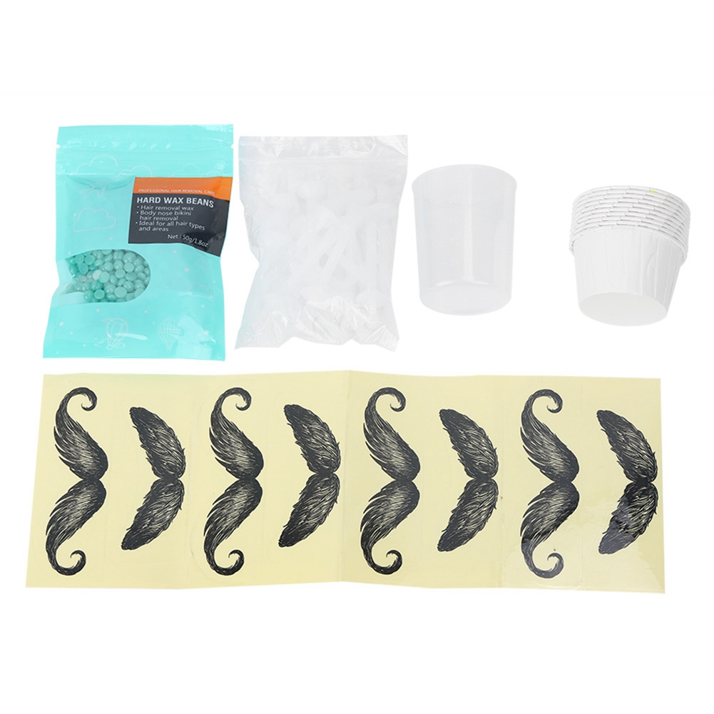 Wachskörner, Applikatoren, Becher und Schnurrbartschablonen werden angezeigt. Eine Packung mit Hartwachskörnern und Papierbechern sind ebenfalls sichtbar.