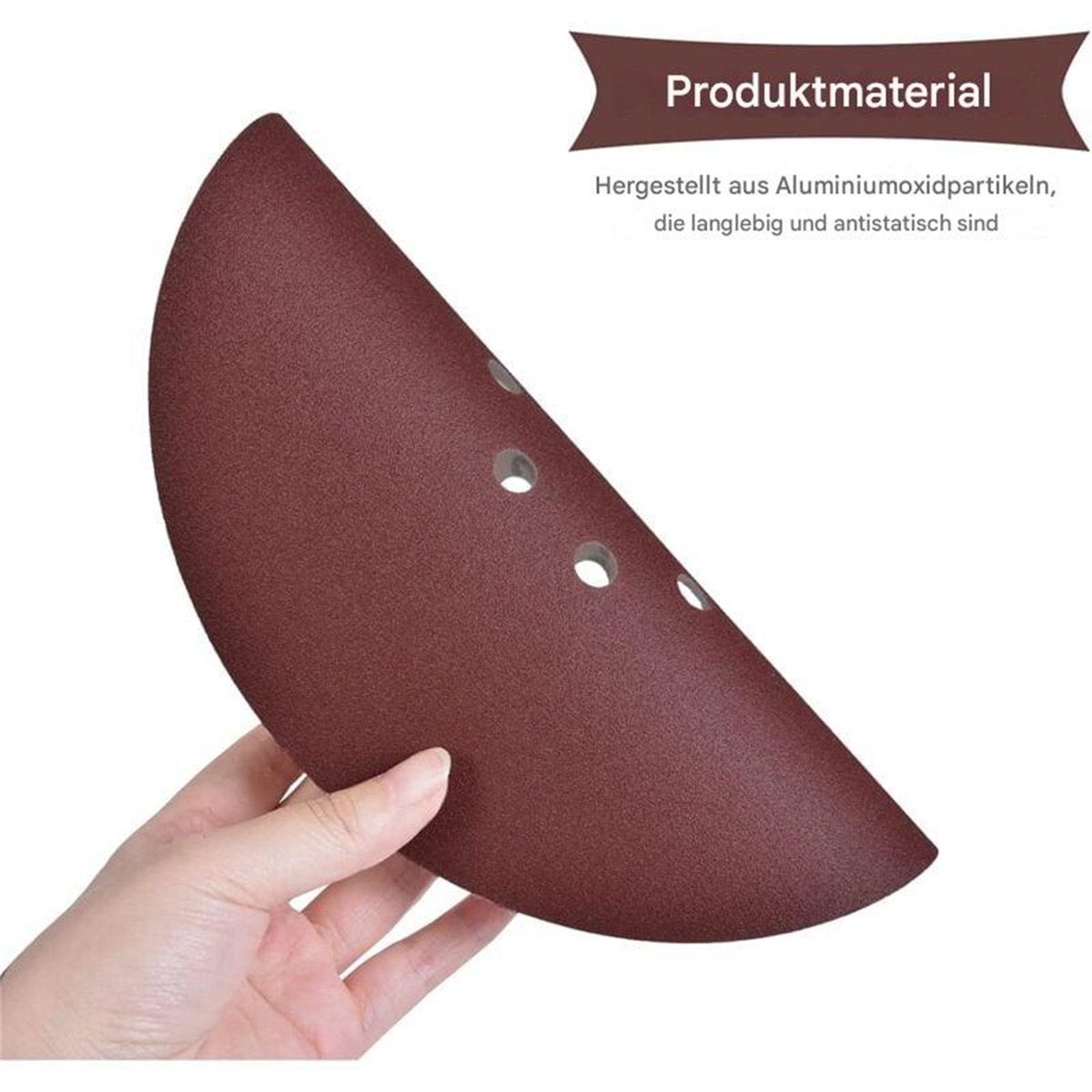 Eine Hand hält ein weinrotes Schleifpad mit Löchern. Oben steht 'Produktmaterial'. Der Hintergrund ist weiß.