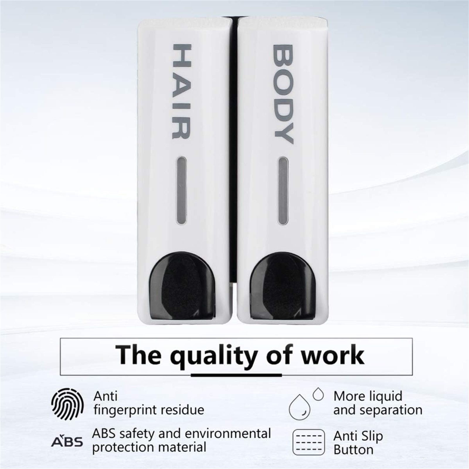 Weiße Seifenspender mit den Aufschriften 'HAIR' und 'BODY' und schwarzen Knöpfen. Der Text darunter lautet 'The quality of work'.