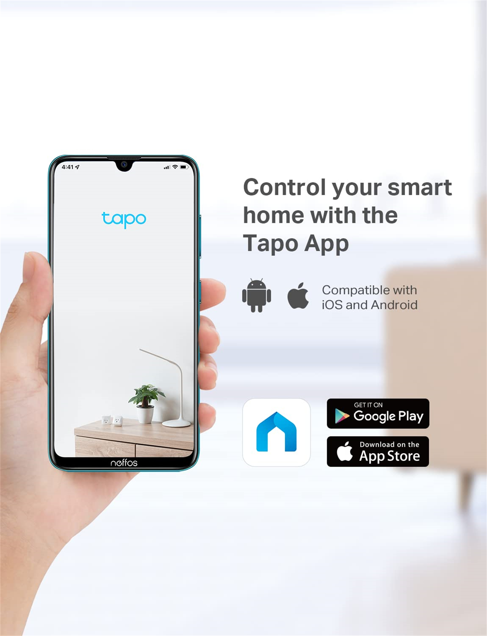 Eine Hand hält ein Telefon mit der Tapo App-Oberfläche. Text: Steuern Sie Ihr Smart Home mit der Tapo App. Kompatibel mit iOS und Android.