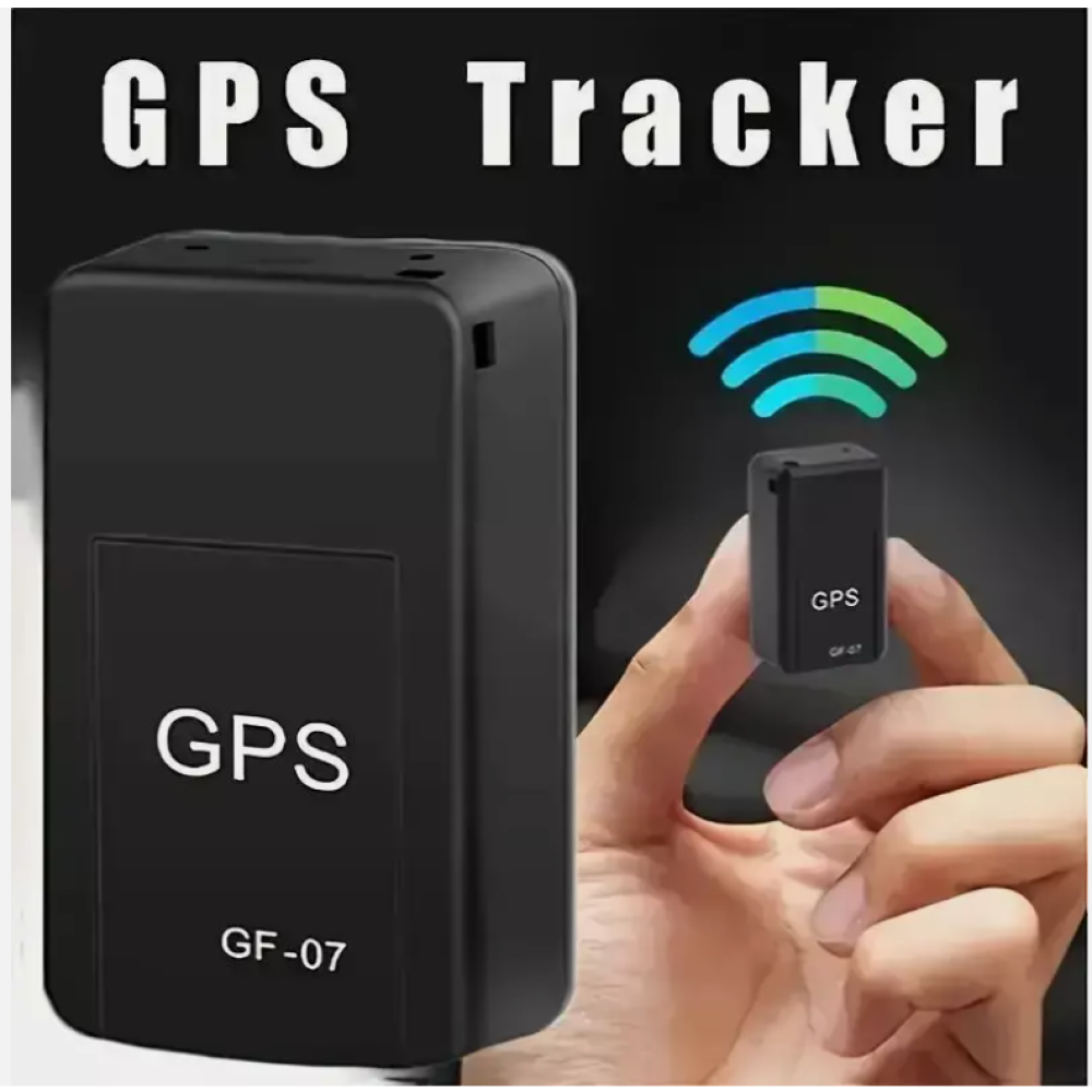 Ein schwarzer GPS-Tracker mit der Aufschrift 'GPS' und 'GF-07'. Er wird von einer Hand neben einem Signalbild gehalten.