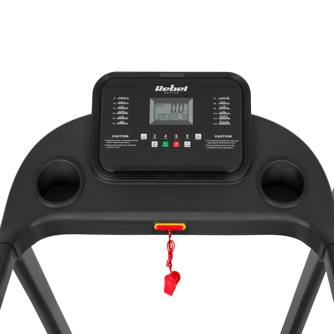Panel sterowania bieżnią z cyfrowym wyświetlaczem pokazującym prędkość 0,0. Posiada przyciski i czerwony klucz bezpieczeństwa.